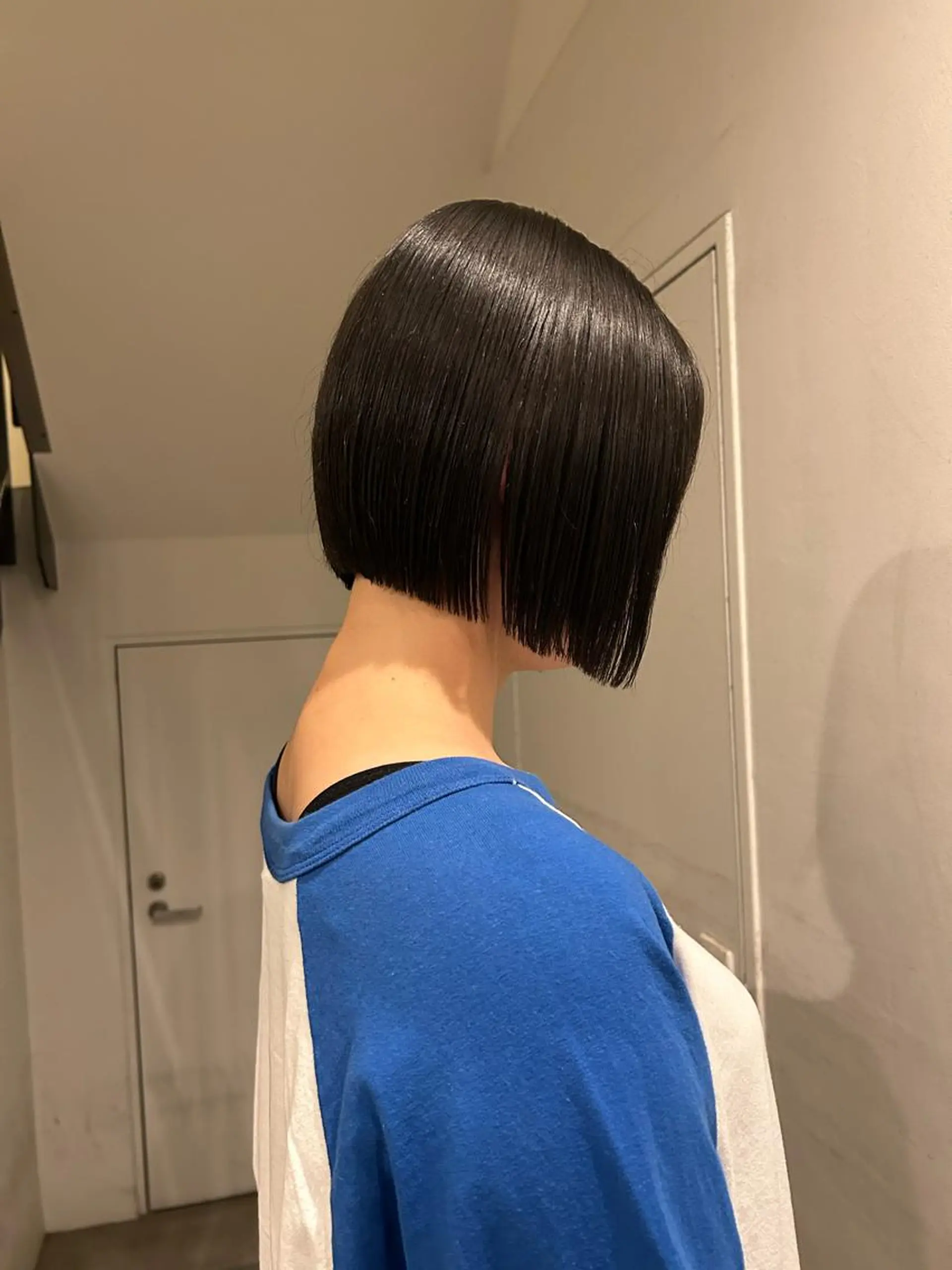 ショート ボブ hen所属・心斎橋/レイヤー/ ブリーチ/モエのヘアスタイル