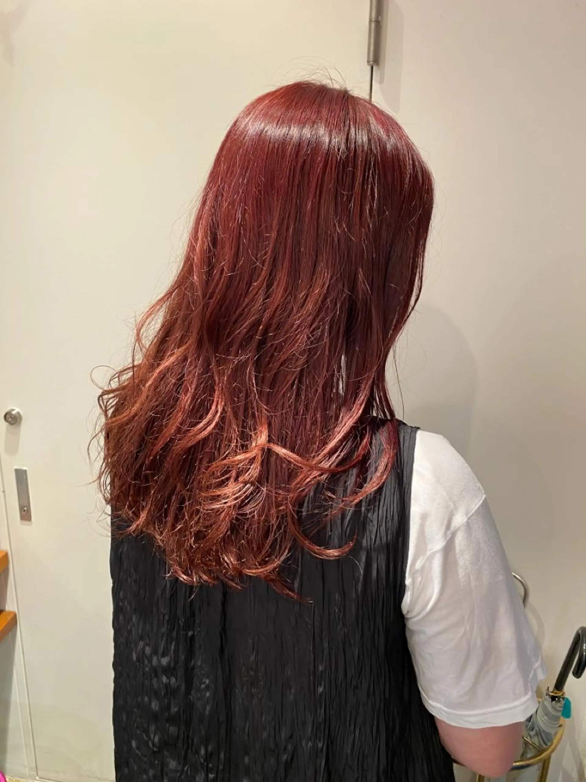 セミロング salowin渋谷kitaya park前所属・RIKA韓国ヘア/く びれヘア/上品カラーのヘアスタイル