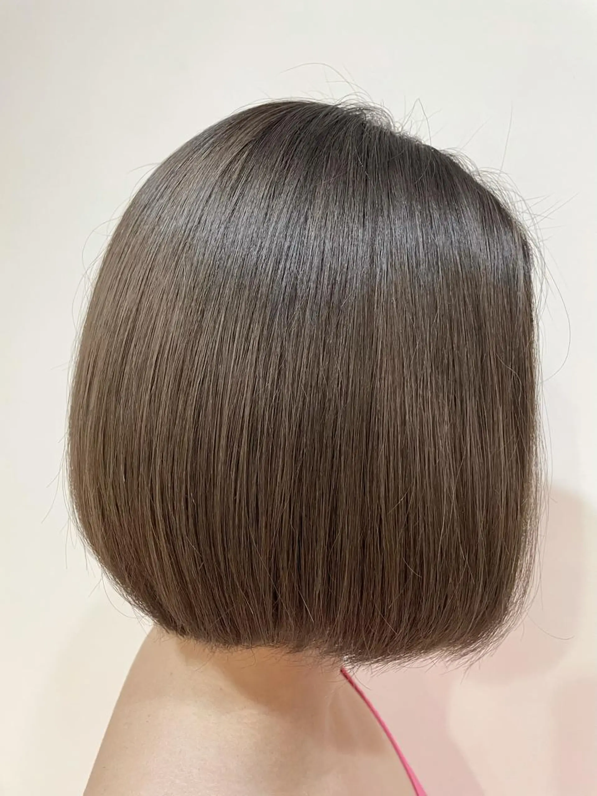 ミディアム ボブ カット ヘアカラー トリートメント ✨美髪サラ艶トレンド 橋柿 実紀✨のヘアスタイル