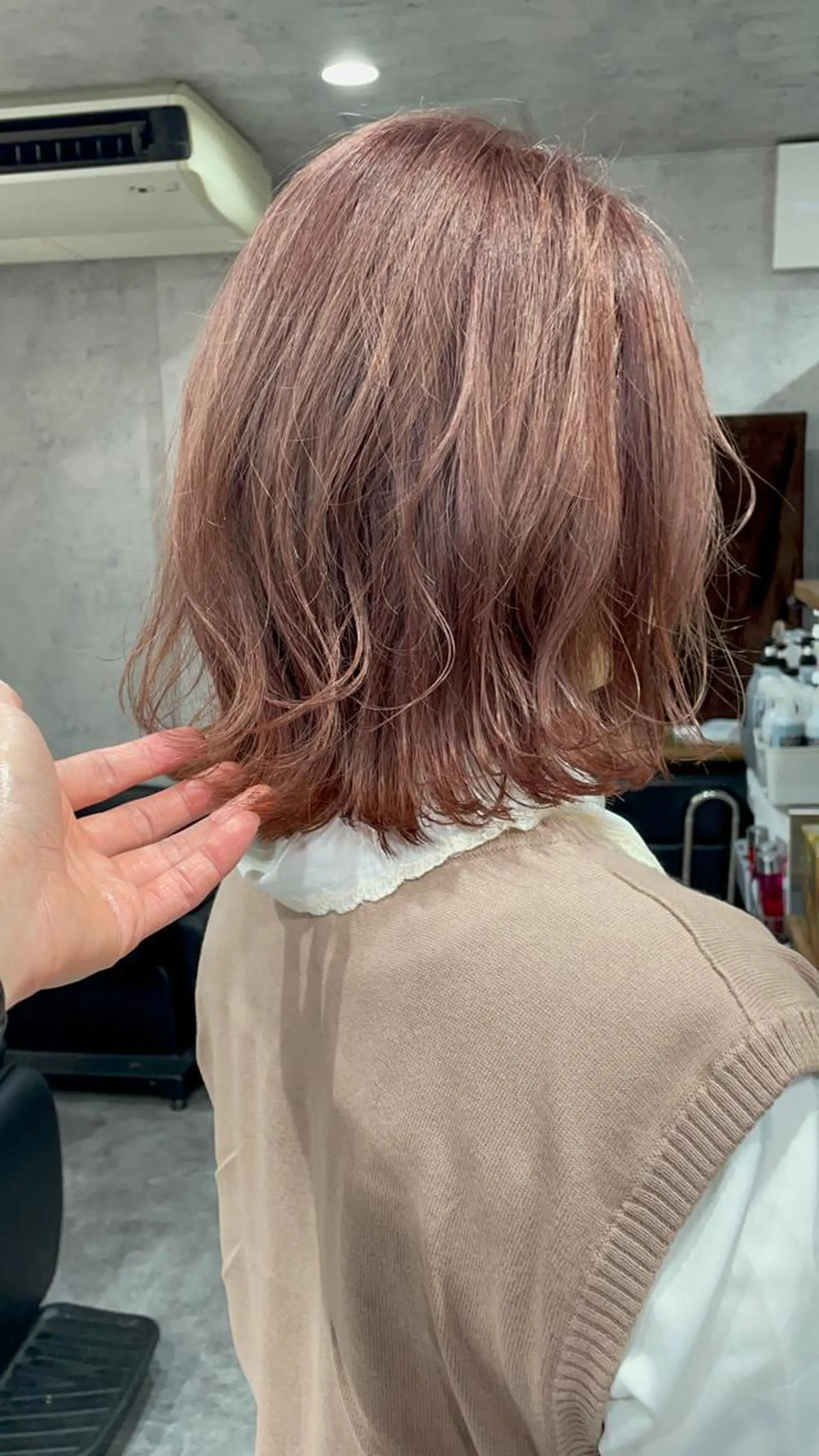ショート カラー タカハシ ユウキのヘアスタイル