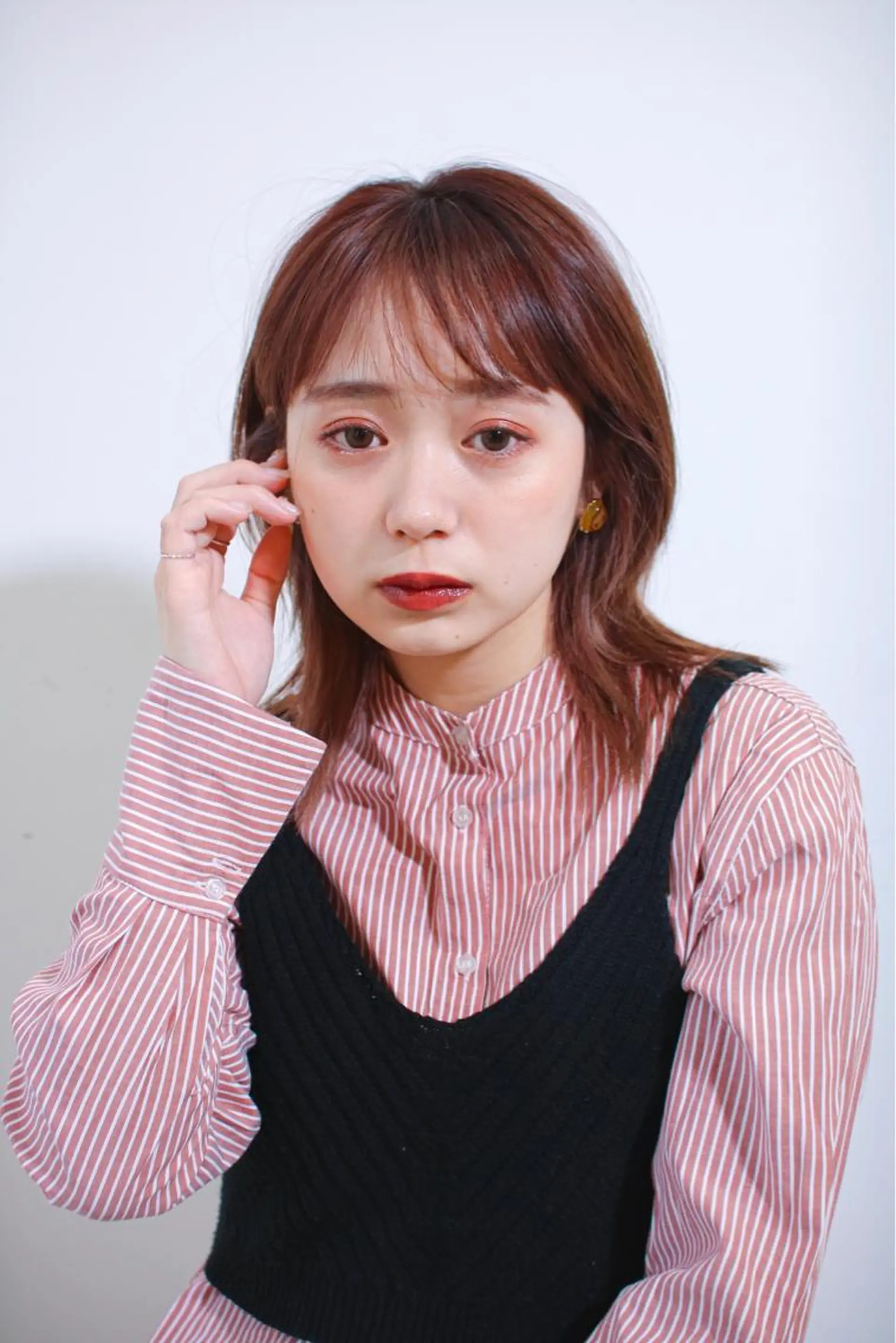 ミディアム ミディアムレイヤー レイヤーカット La fith hair rond 立川店所属・kyosuke 透明感カラーのヘアスタイル