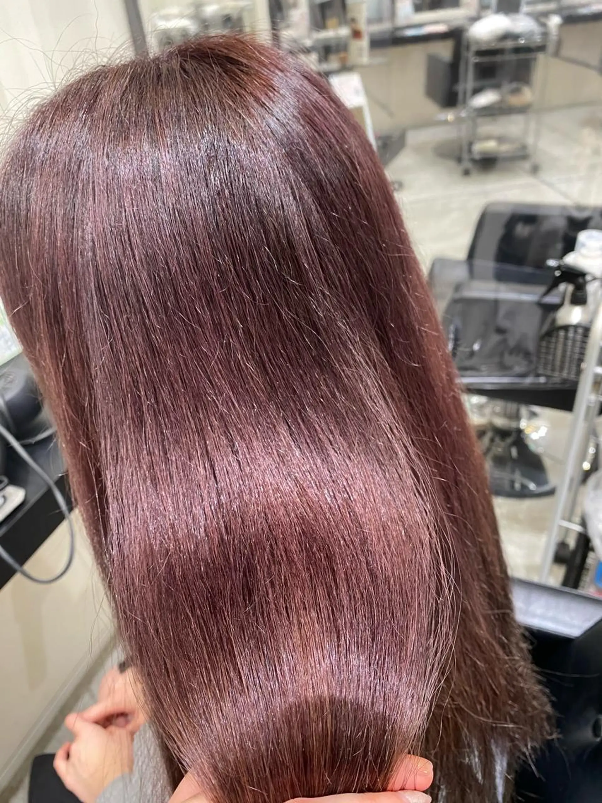 カラー ブリーチ 丸尾 沙弥香のヘアスタイル