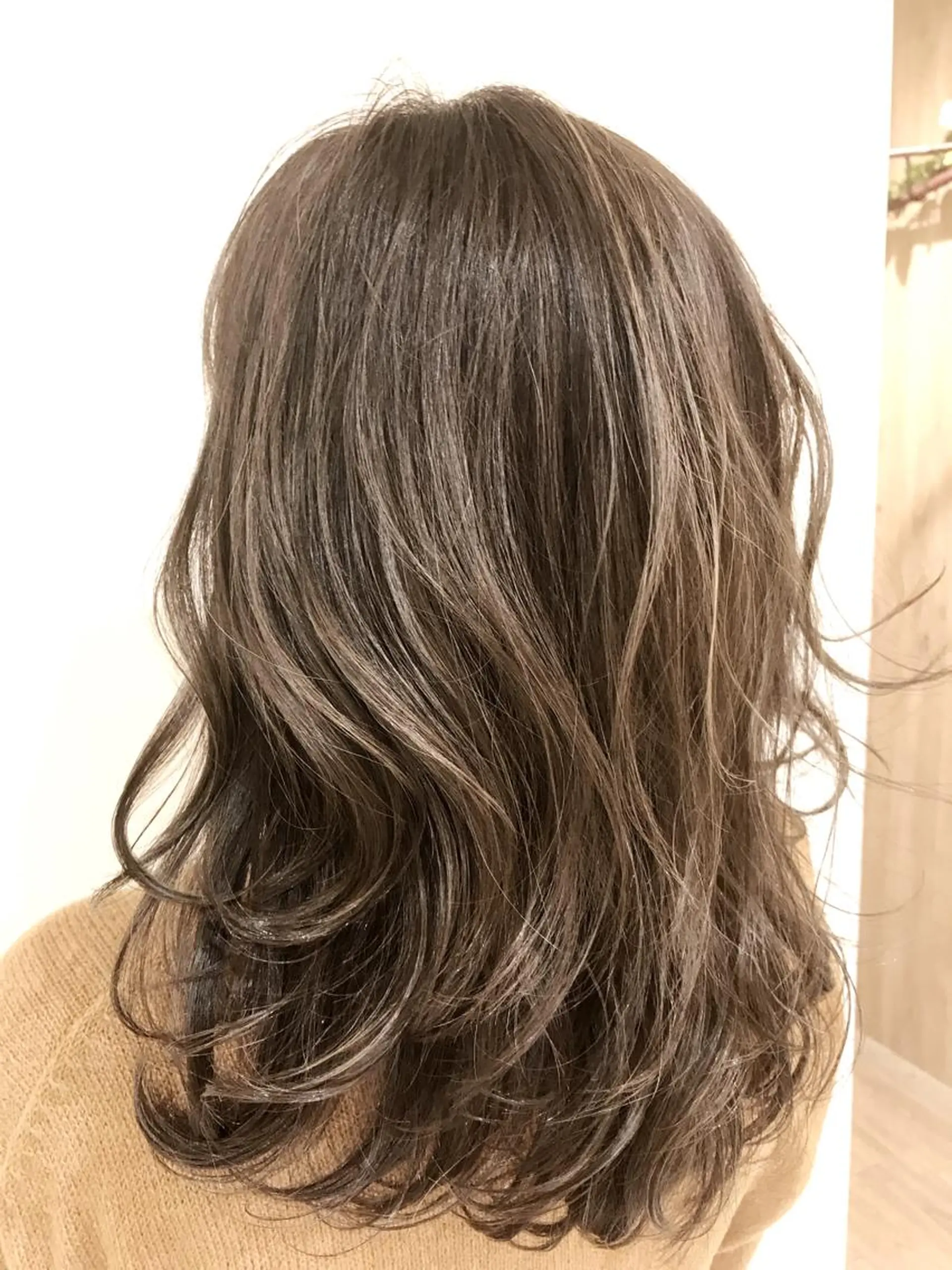 ミディアム カラー イルミナカラー カット ヘアカラー ハイライト/髪質改善 ✂️十河祐輝のヘアスタイル