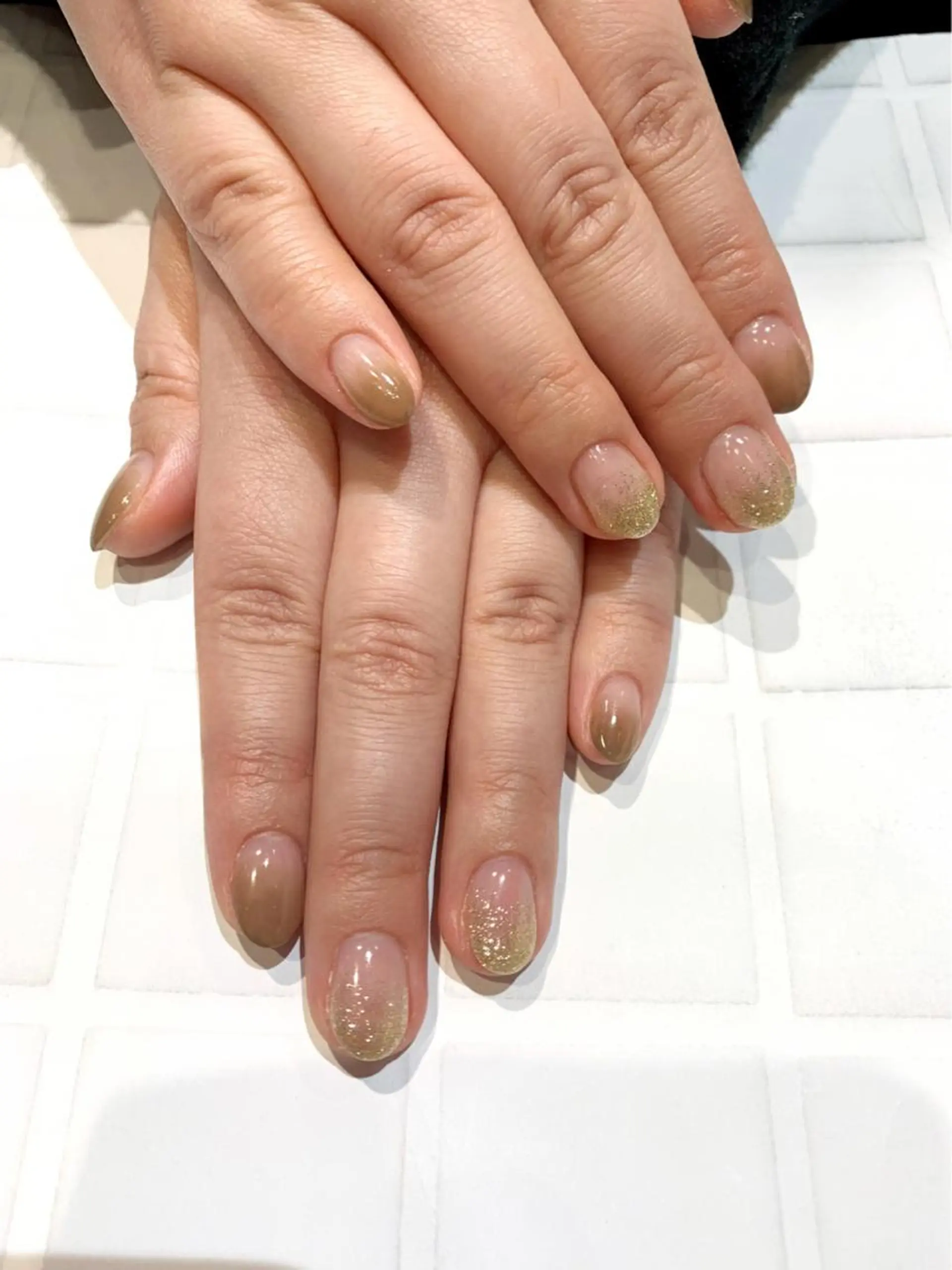 ネイル グラデーション ラメ(グリッター) ラメグラデーション 赤木 理紗のマツエク・マツパデザイン