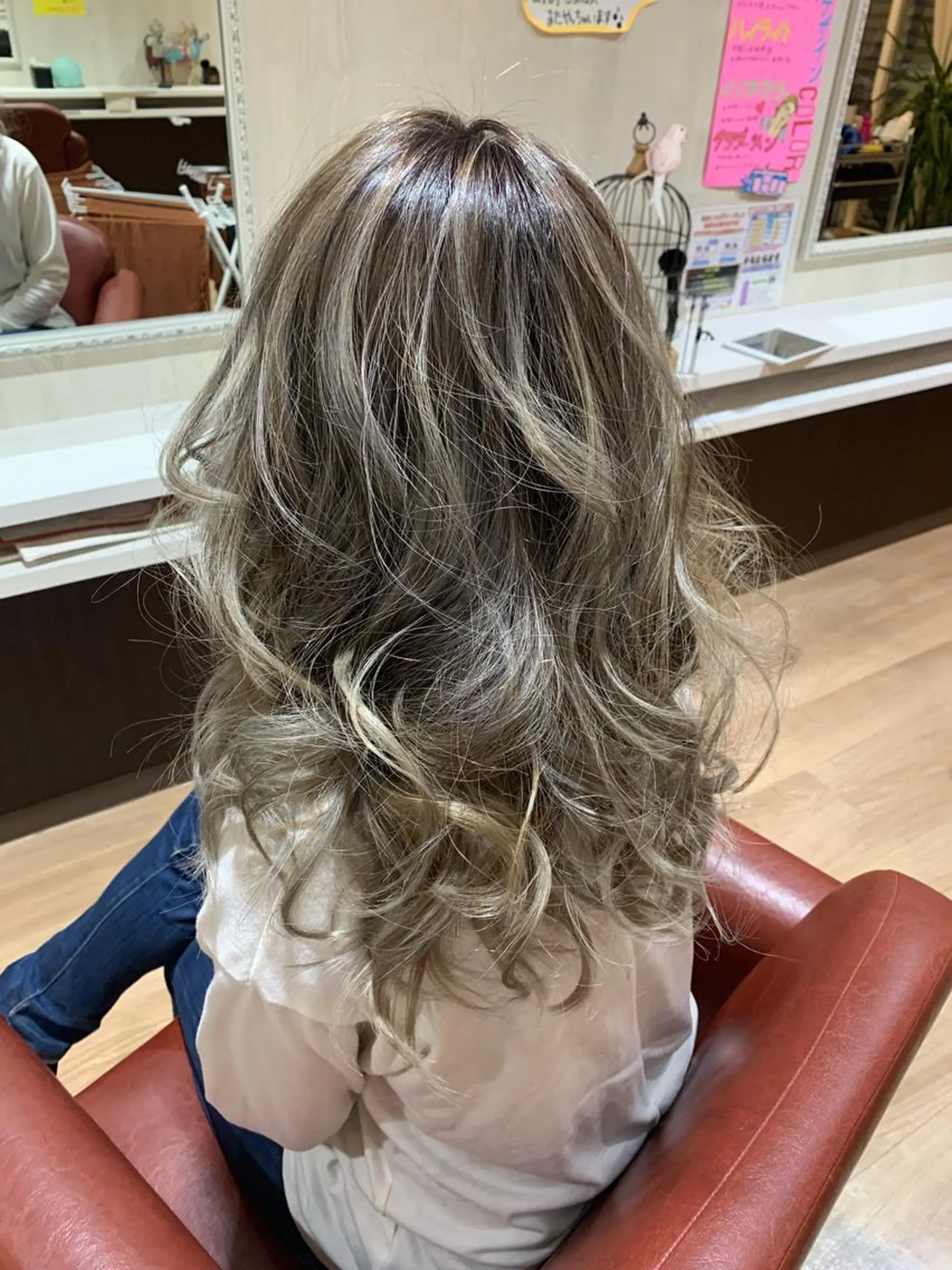 ロング カラー ハイライトカラー ハイライト hair & spa Nalu所属・hair & spa Naluのヘアスタイル