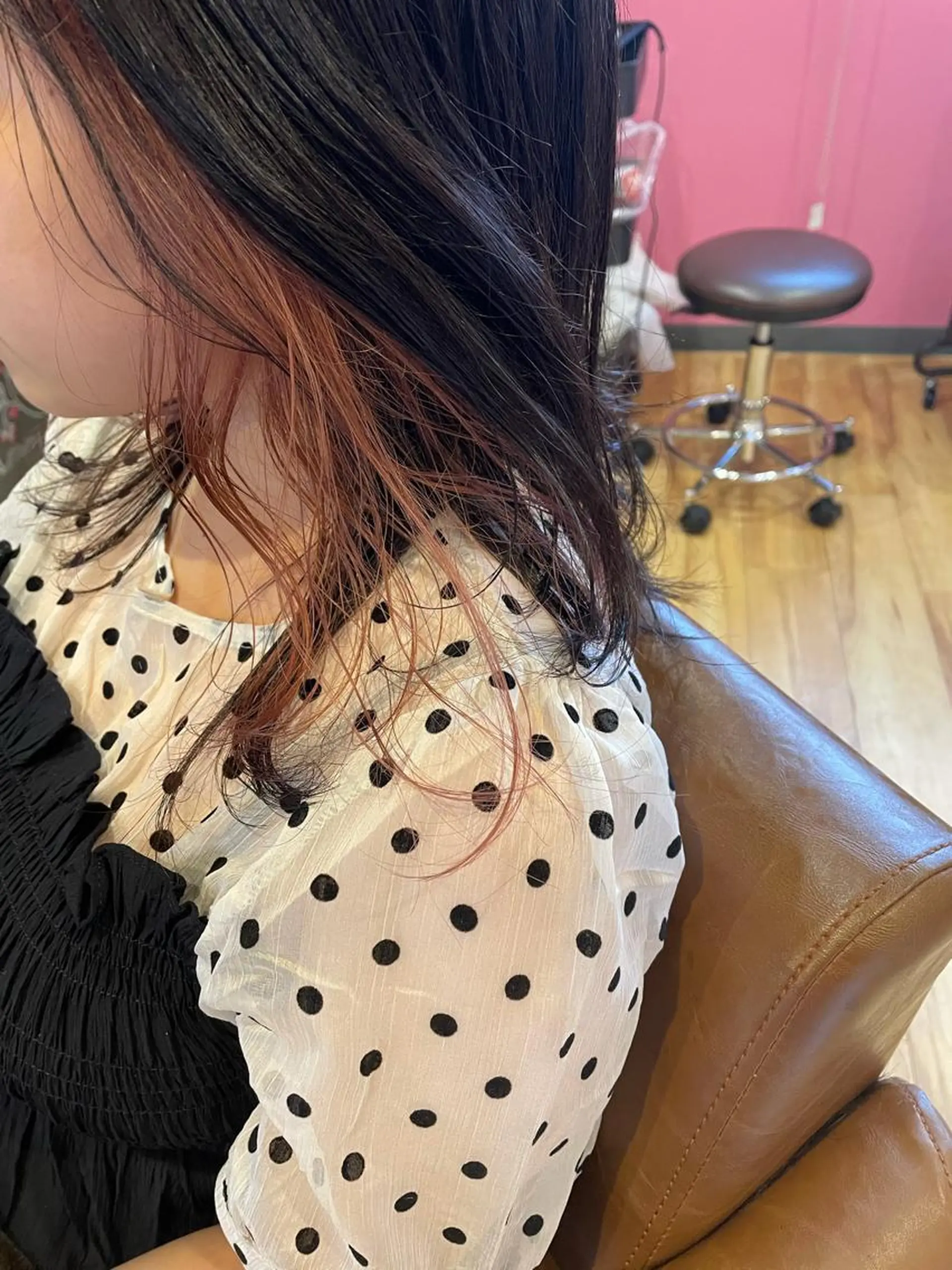 ミディアム カラー ヘアアレンジ ベージュカラー イヤリングカラー ピンクカラー ピンクベージュ ヘアカラー 北九州美容室 🕊️わかな✂︎のヘアスタイル