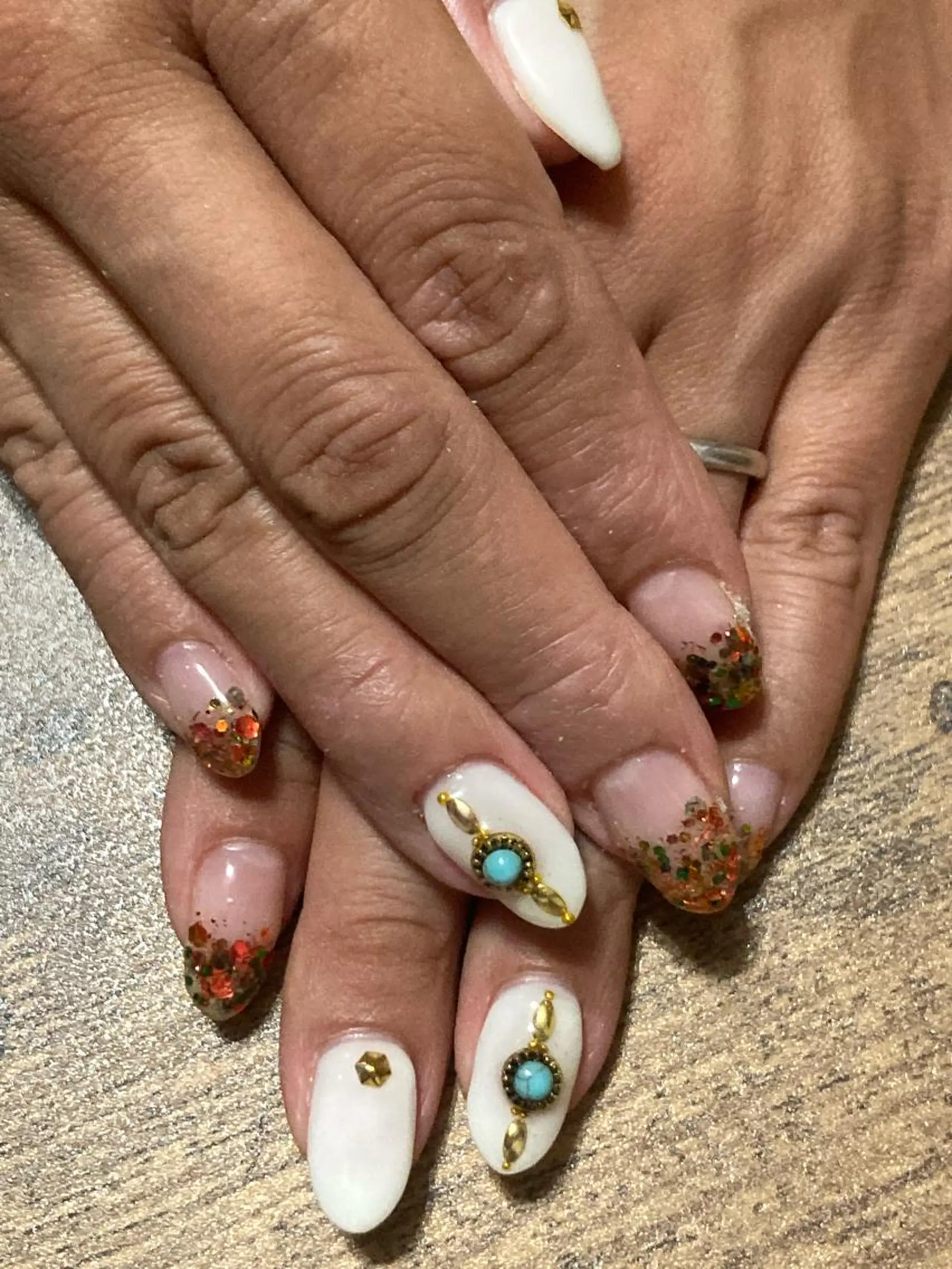 ネイル ラメ(グリッター) ラメグラデーション 夏ネイル ネイルケアサロン Campanulaのネイルデザイン