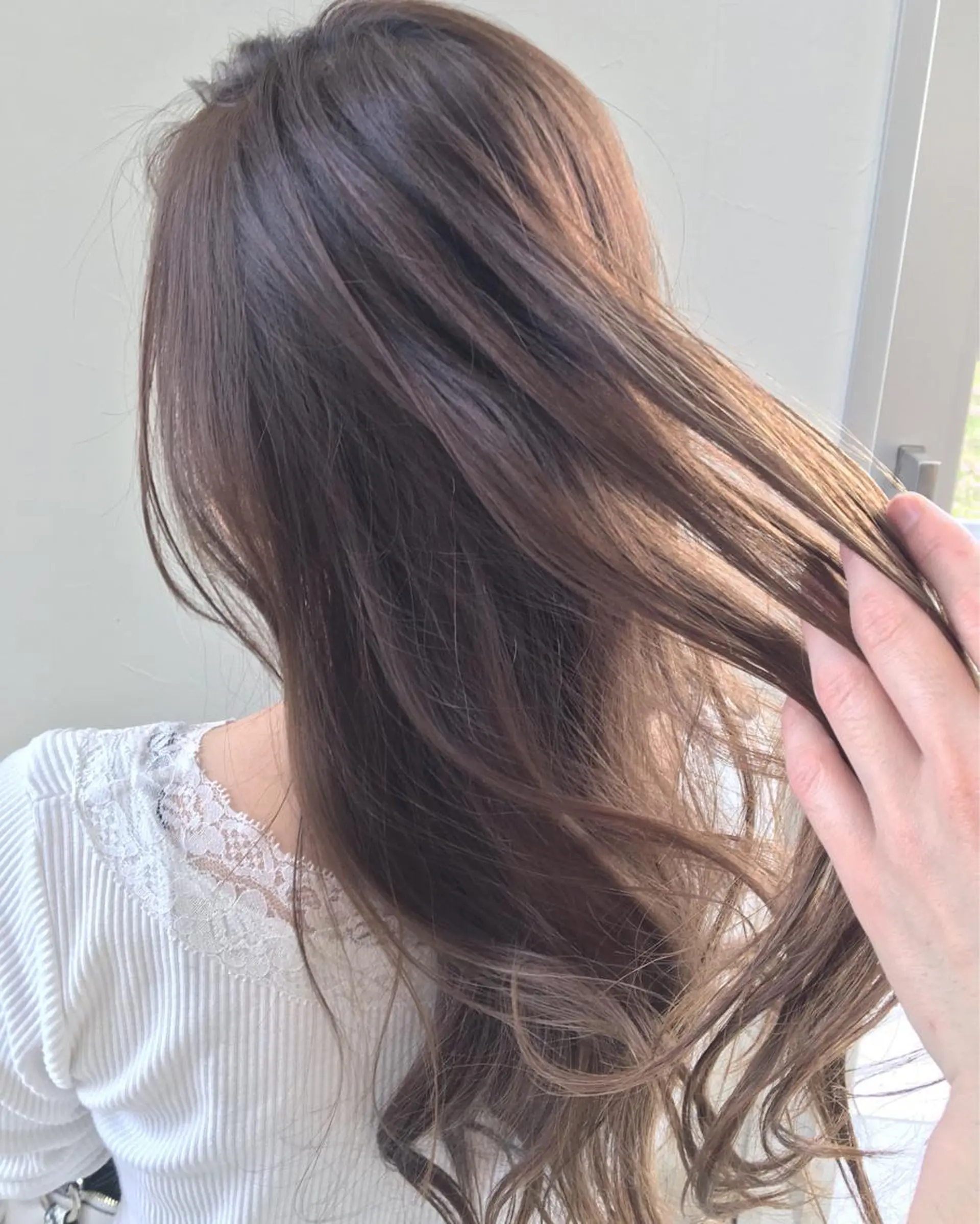 セミロング カラー MERu所属・MERu/高橋裕之 /レイヤー/艶カラーのヘアスタイル