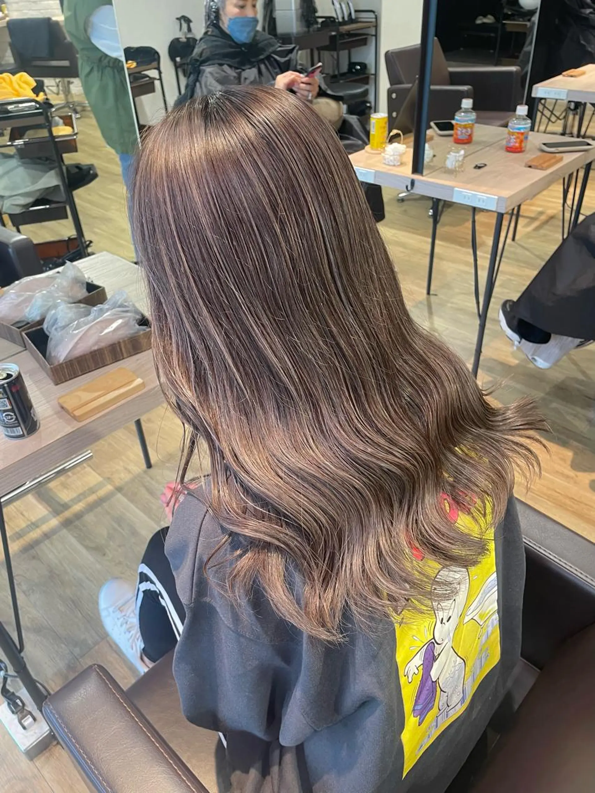 ロング ハイライト N＋所属・前田 菜奈子のヘアスタイル