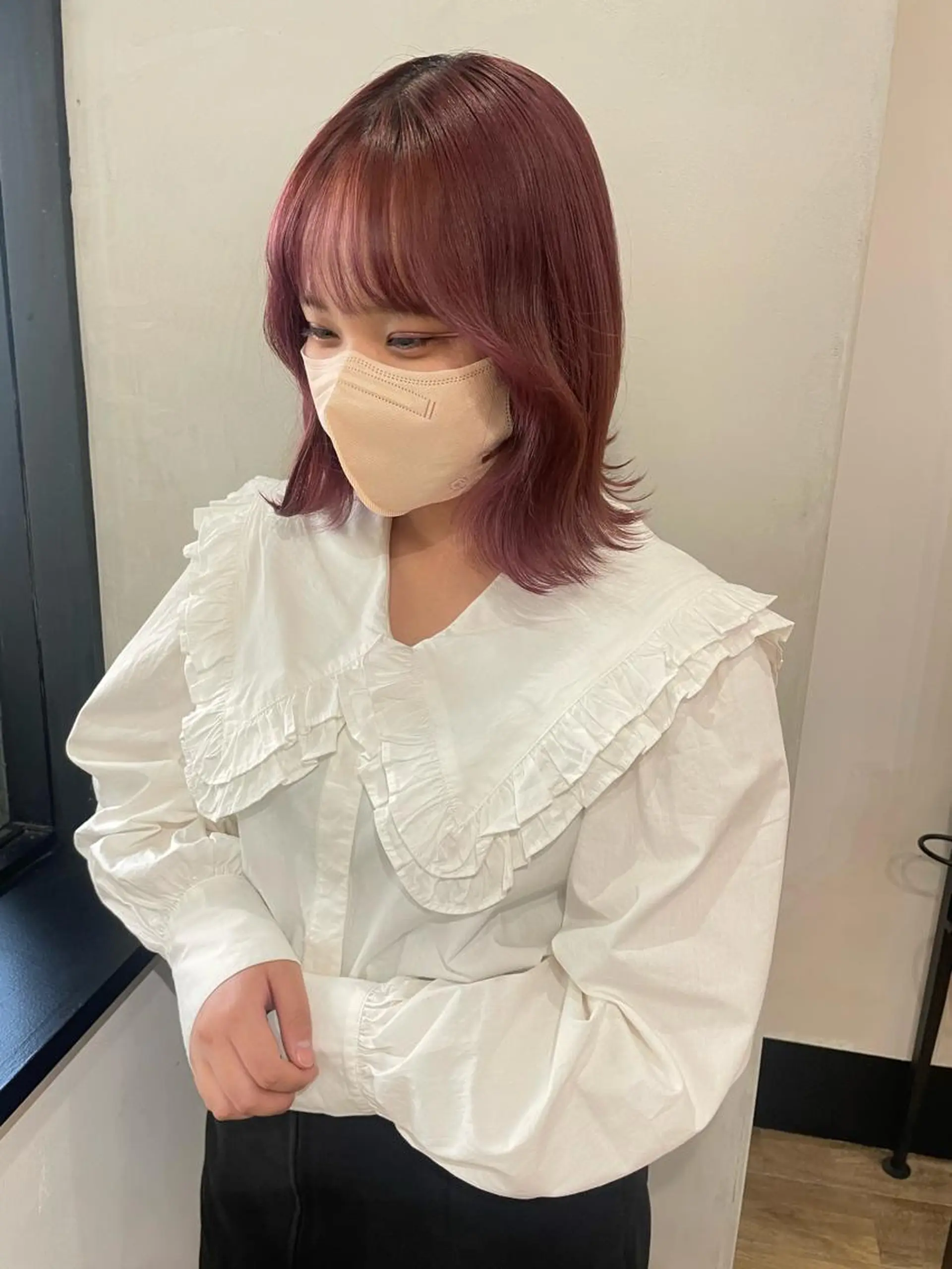 ミディアム Megu/ベージュ/ 透明感カラーのヘアスタイル