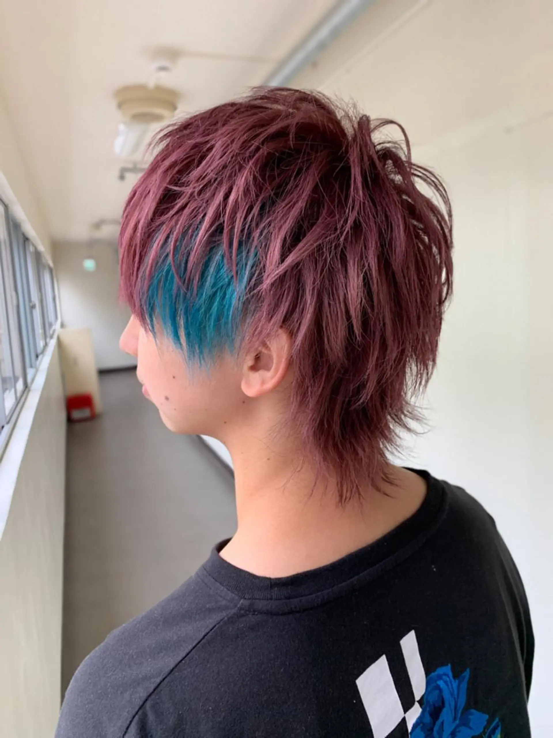 ショート カラー メンズ メンズブリーチ ブリーチ ピンクカラー KISS SWAN所属・B E C H I C O〔べち子〕のヘアスタイル