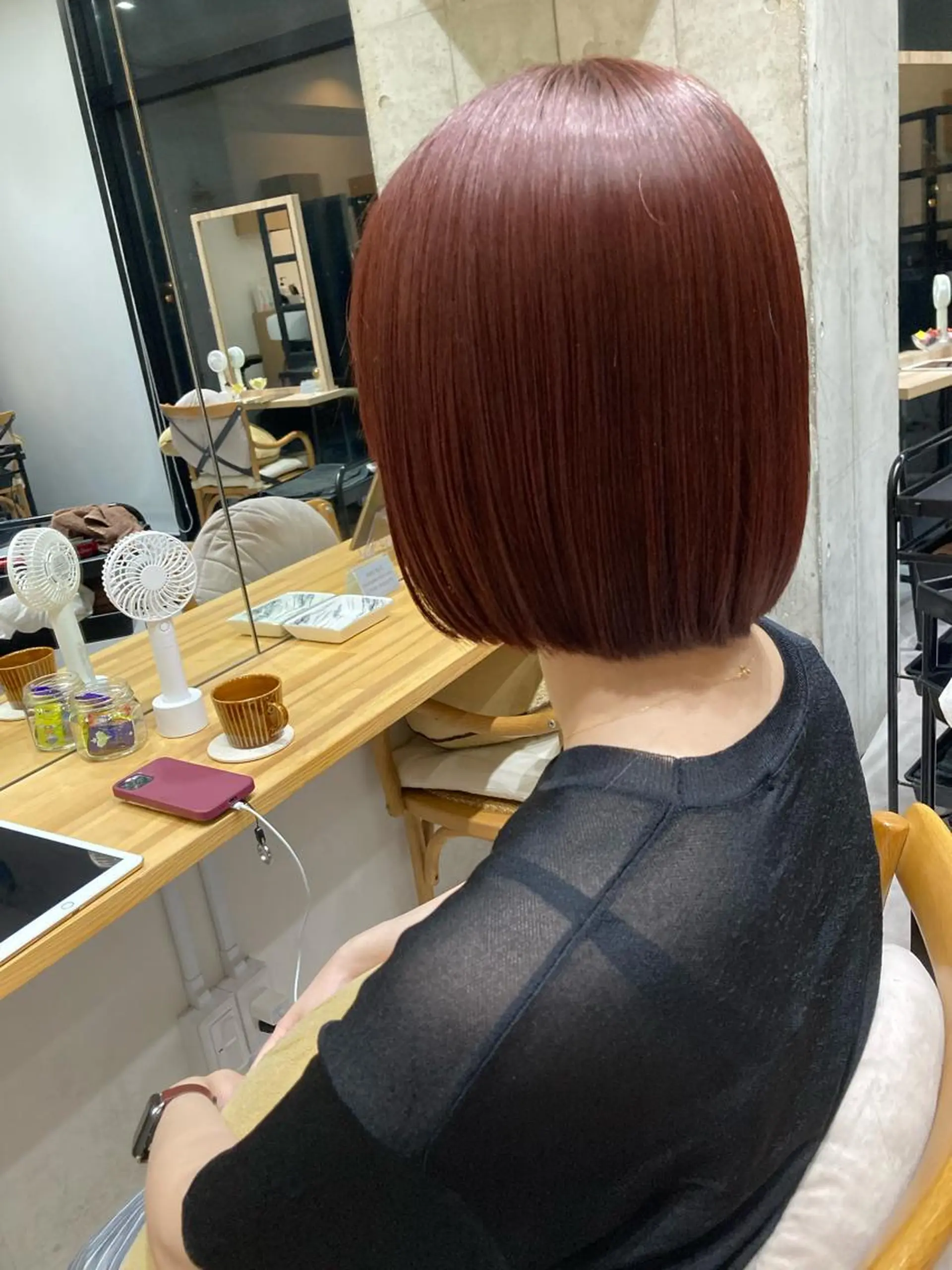 ショート ✨色持ちの良い艶 カラー✨蟹江真世のヘアスタイル