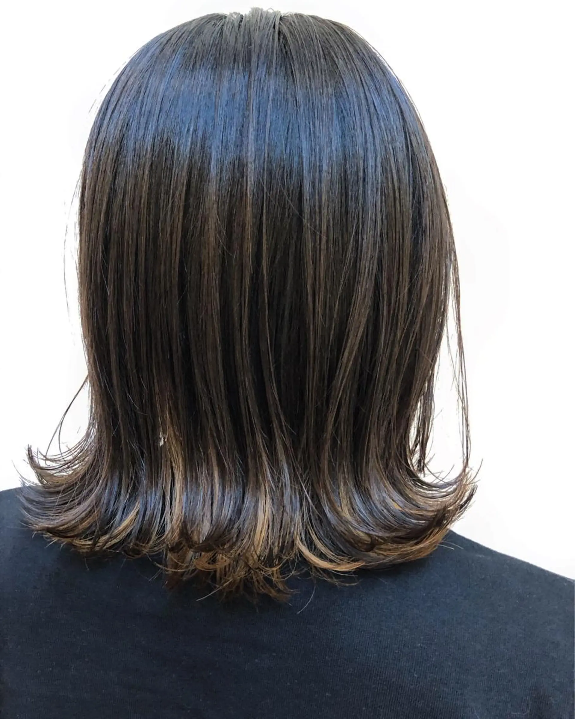 ミディアム カラー インナーカラー ボブ luve heart's And Be  minamisemba所属・脇坂 佳世の眉毛・アイブロウイメージ