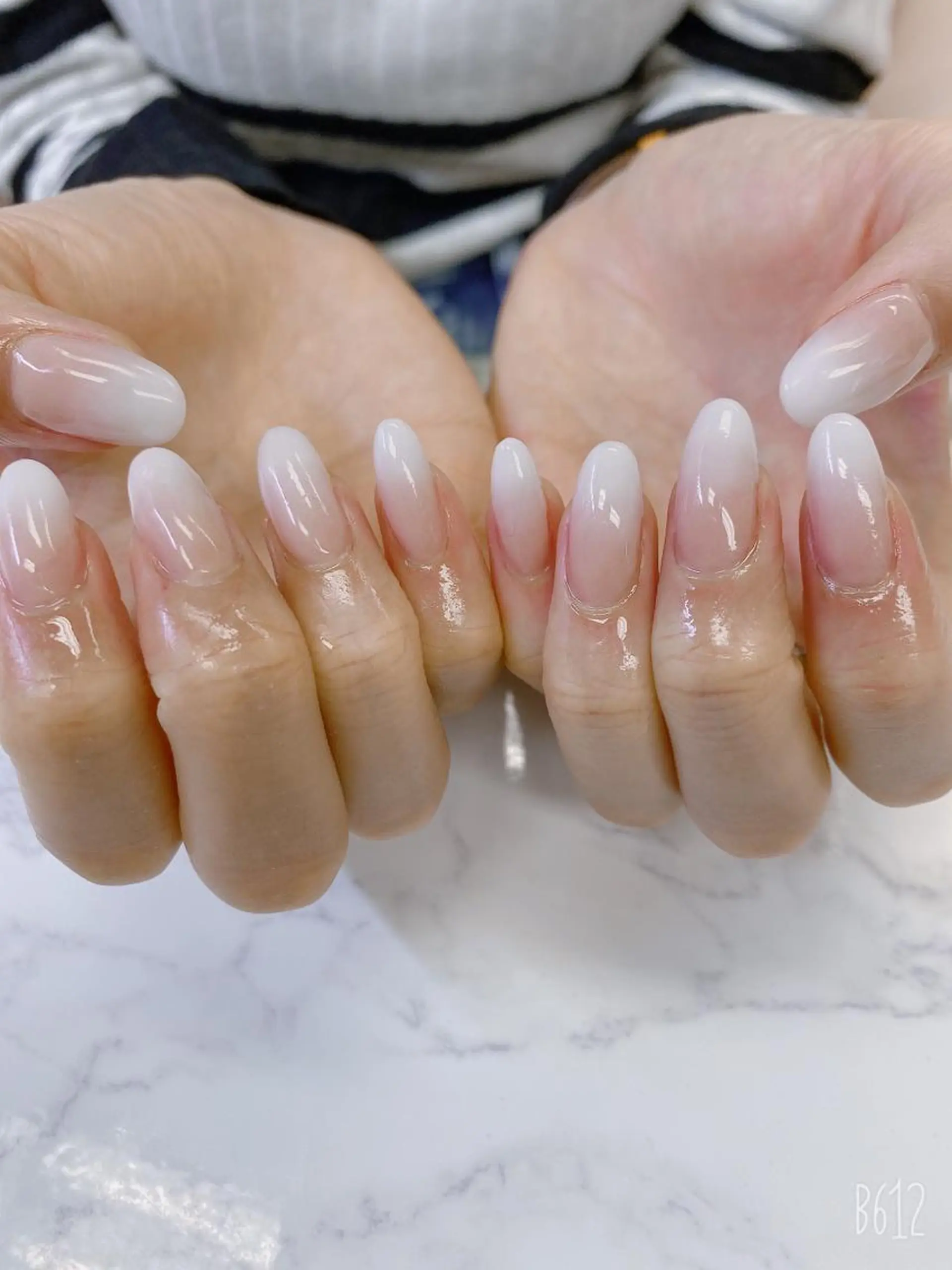 ミディアム ハンドネイル JNA認定講師🌸 RIEのネイルデザイン