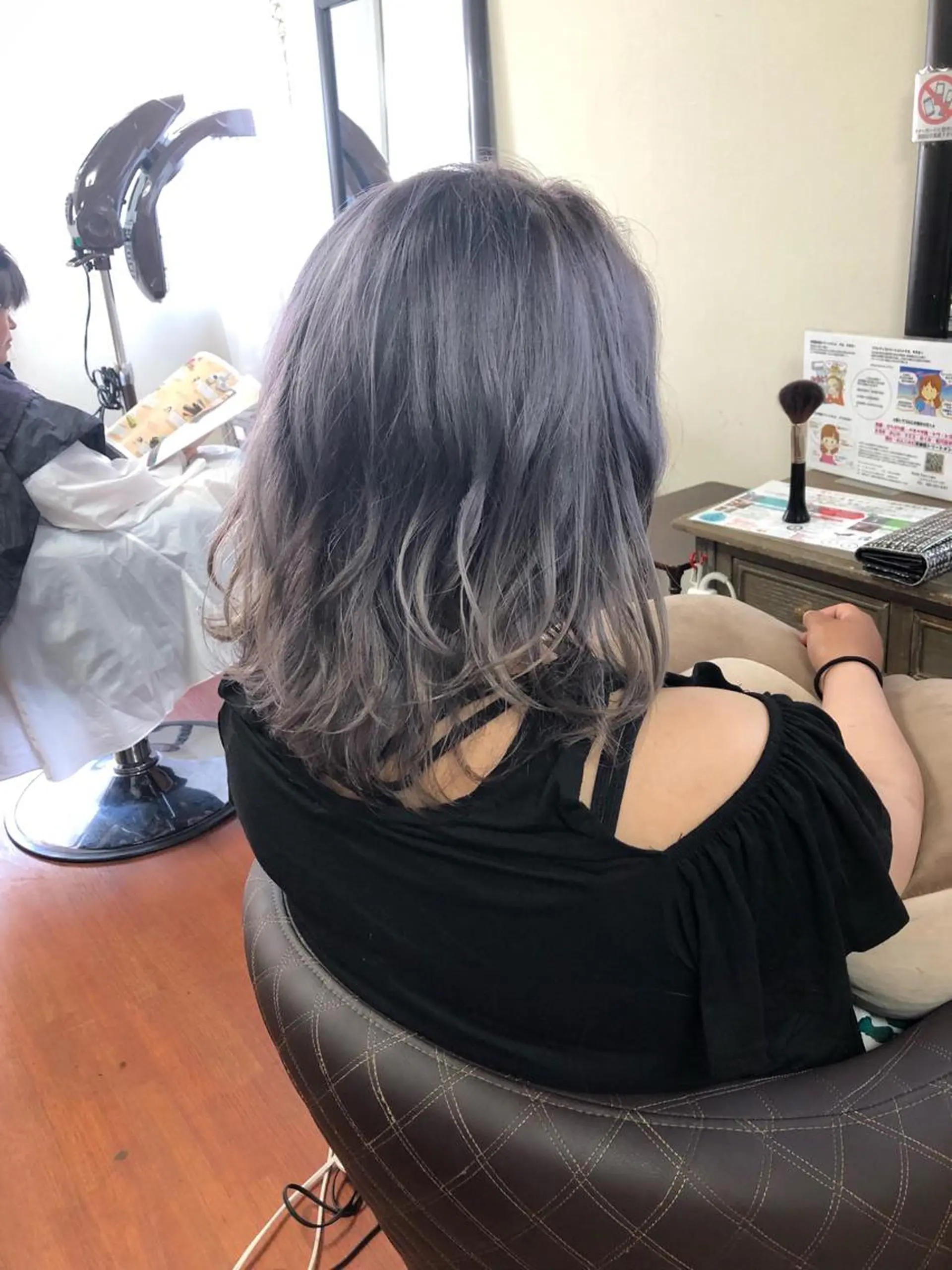 セミロング カラー ブリーチ 是枝 さくらのヘアスタイル