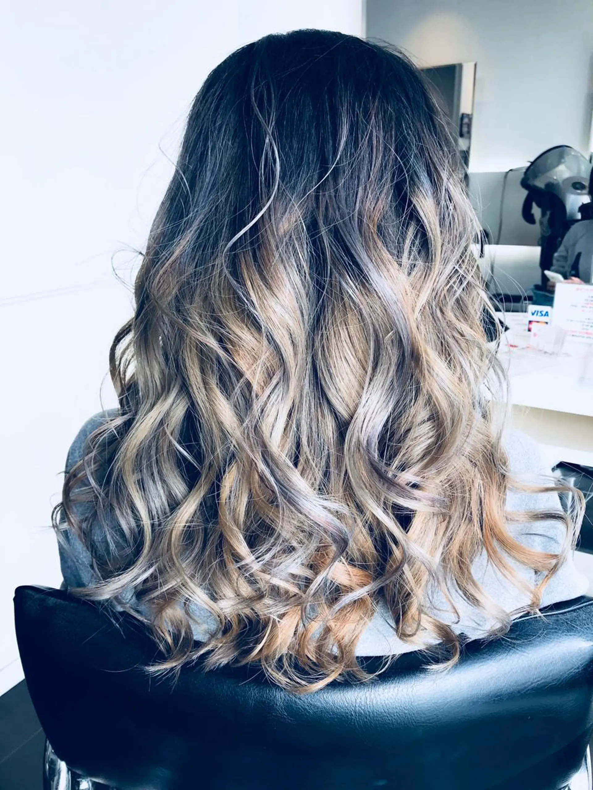 ロング カラー 関口 友行のヘアスタイル