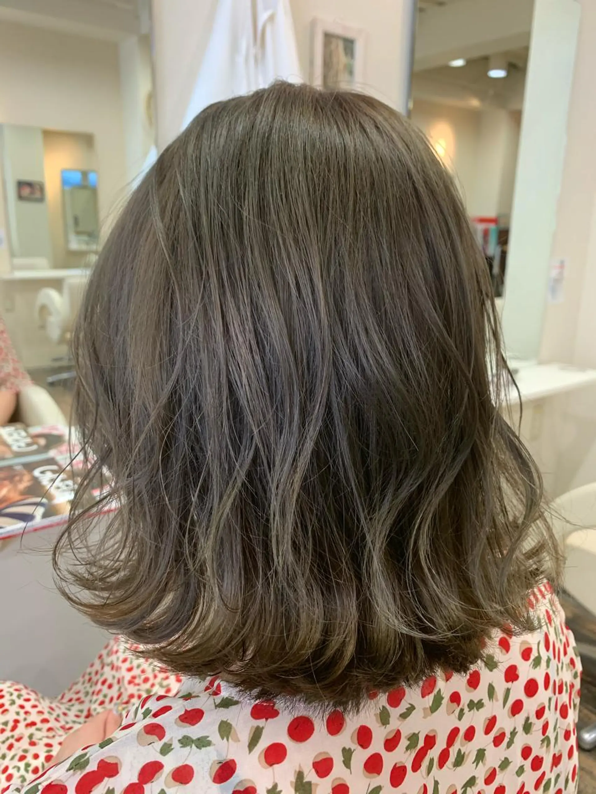 ミディアム カラー アッシュ オリーブアッシュ Anuanua’Oe 🌿misa🌿のヘアスタイル