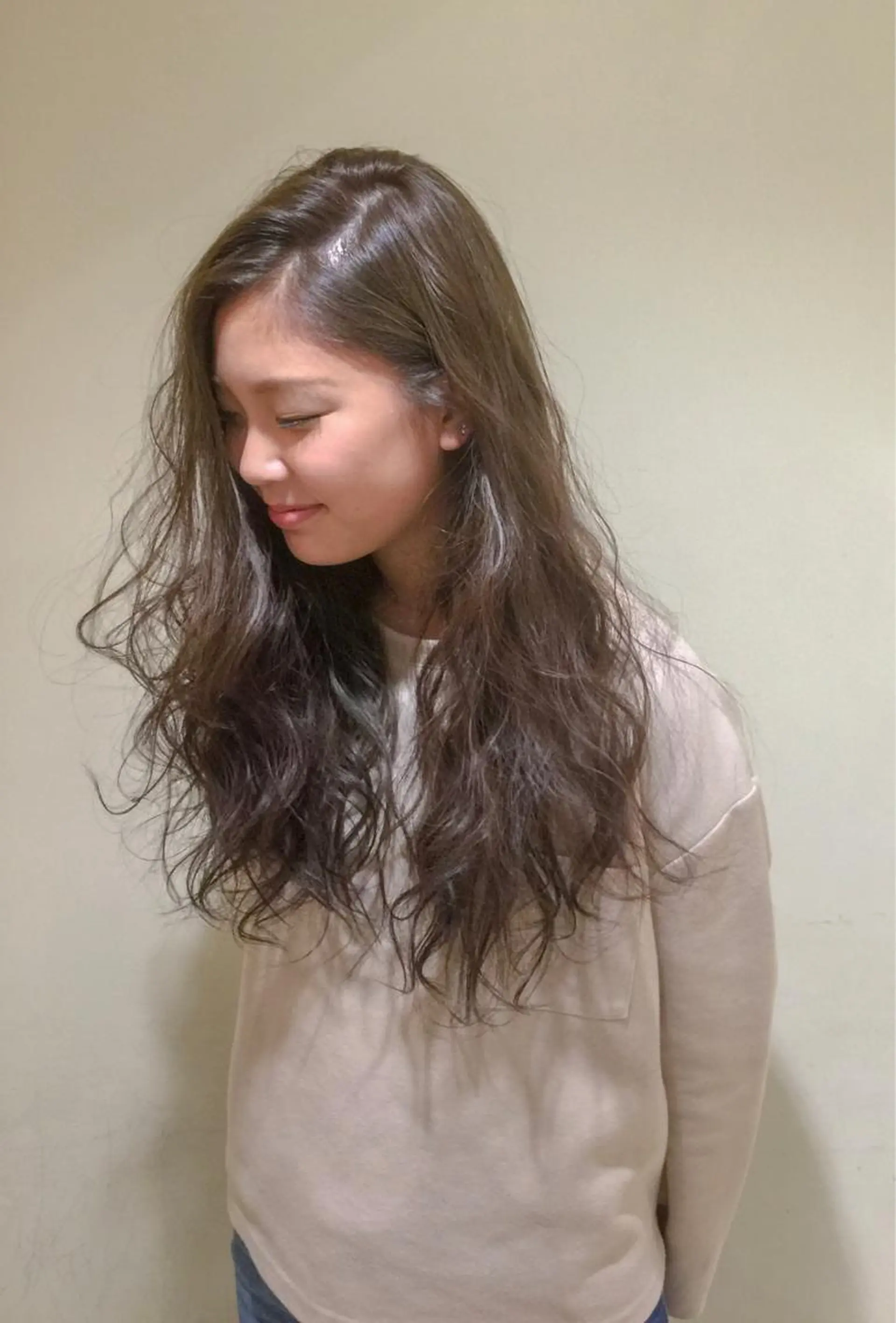 ロング カラー カット ヘアカラー トリートメント 韓国風・ブリーチなし ・あり後藤　一斗店長のヘアスタイル