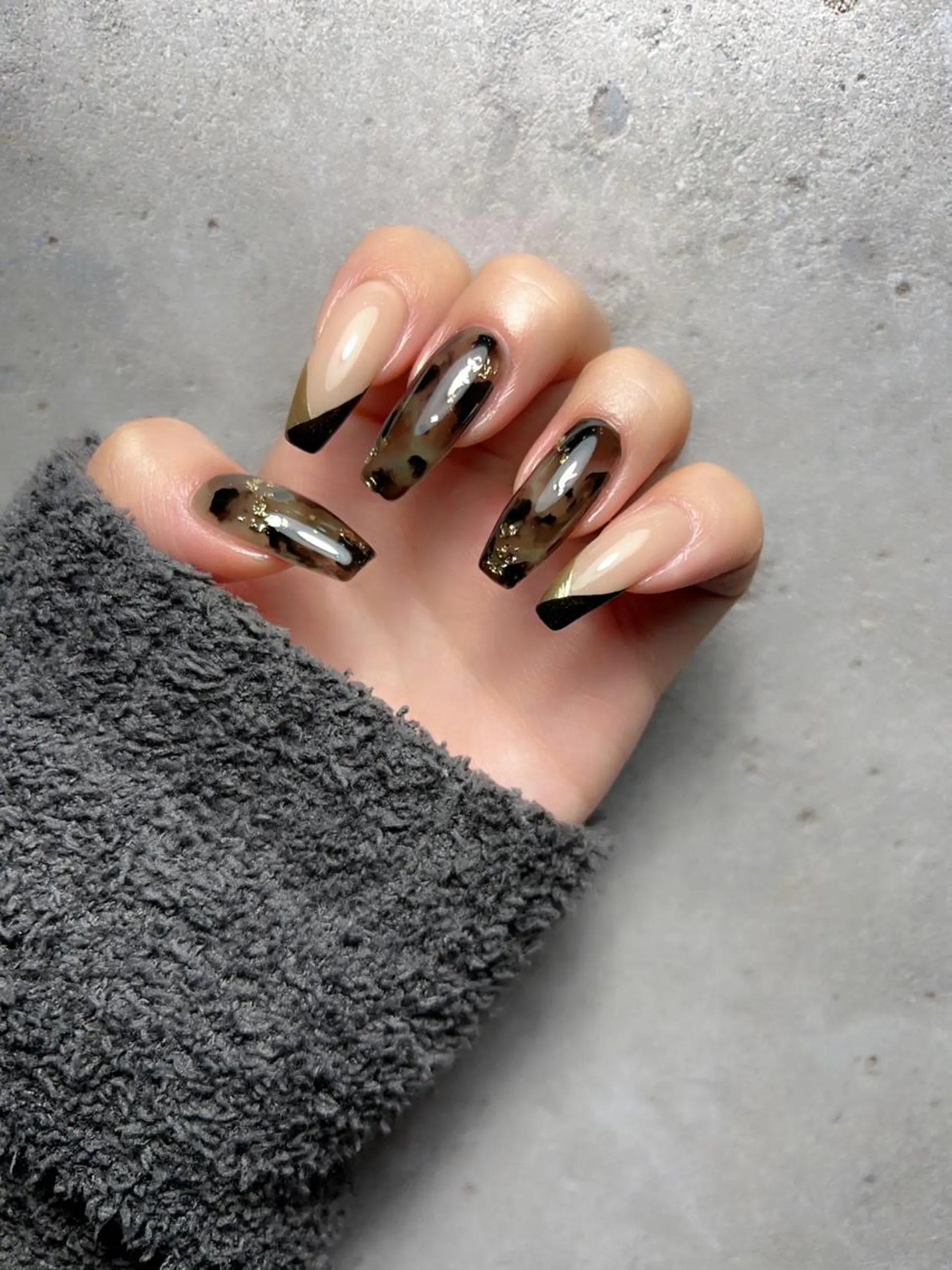 ネイル ハンドネイル 𝐑𝐞𝐯𝐢𝐨 ___堺市西区のマツエク・マツパデザイン