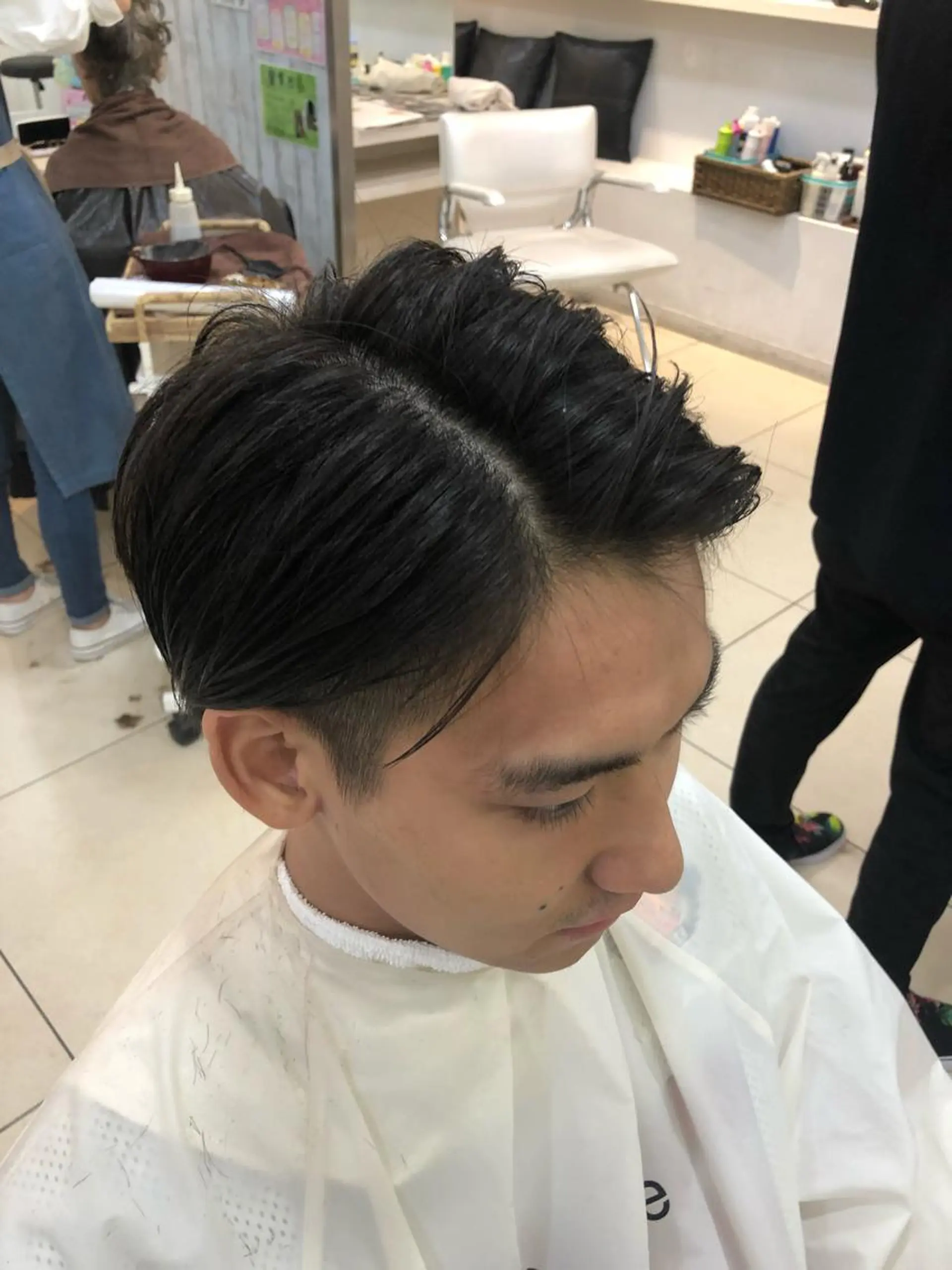 ショート メンズ 七三 ショートヘア 韓国風メンズ/毛流れ ヘアなら須田龍世のヘアスタイル