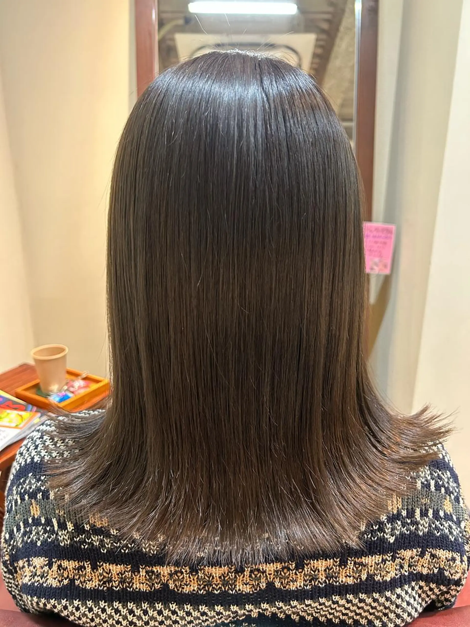 ミディアム 水谷 菜央のヘアスタイル