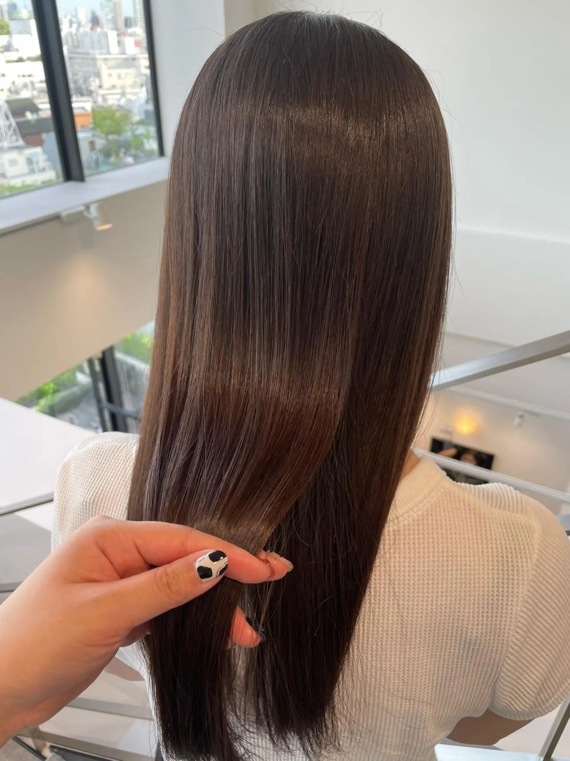 ミディアム カラー ヘアアレンジ アイブロウ ミニボブ/ブリーチ 🌈MISATOのヘアスタイル