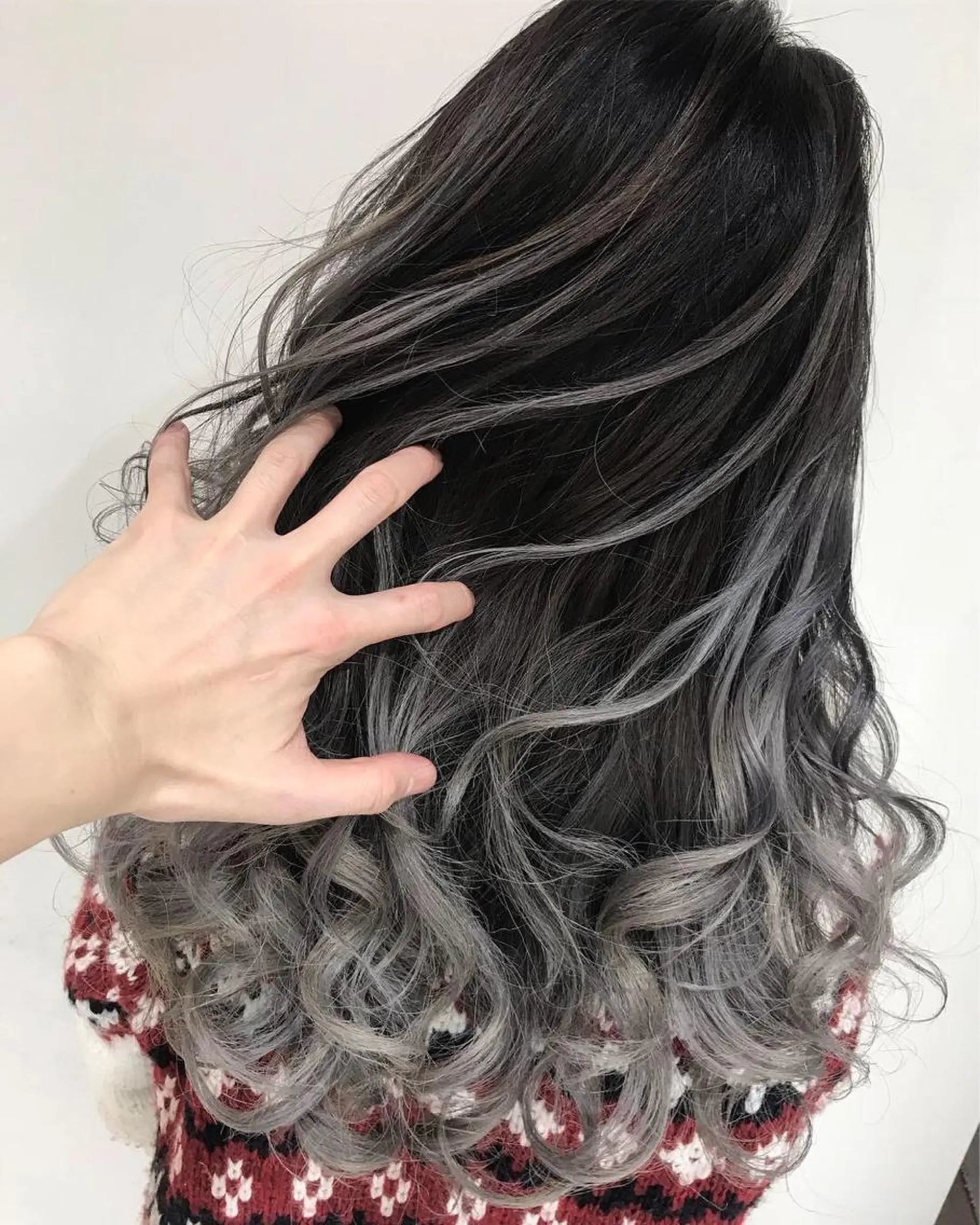 ロング カラー パーマ ヘアアレンジ 【公式】amble luxe池袋東口🩷のヘアスタイル