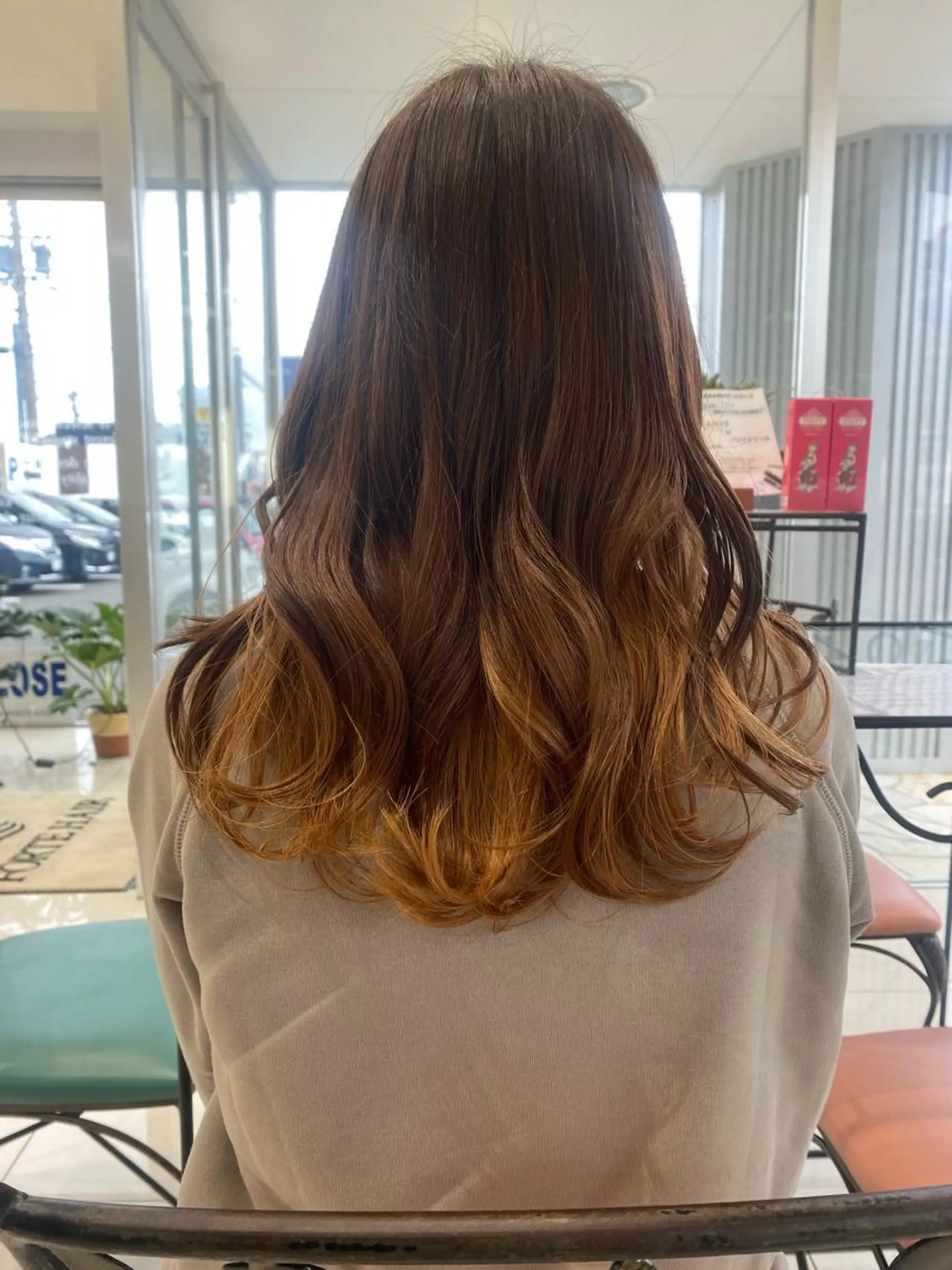 ロング カラー 髪質改善🫧ベージュ 椙山 響のヘアスタイル