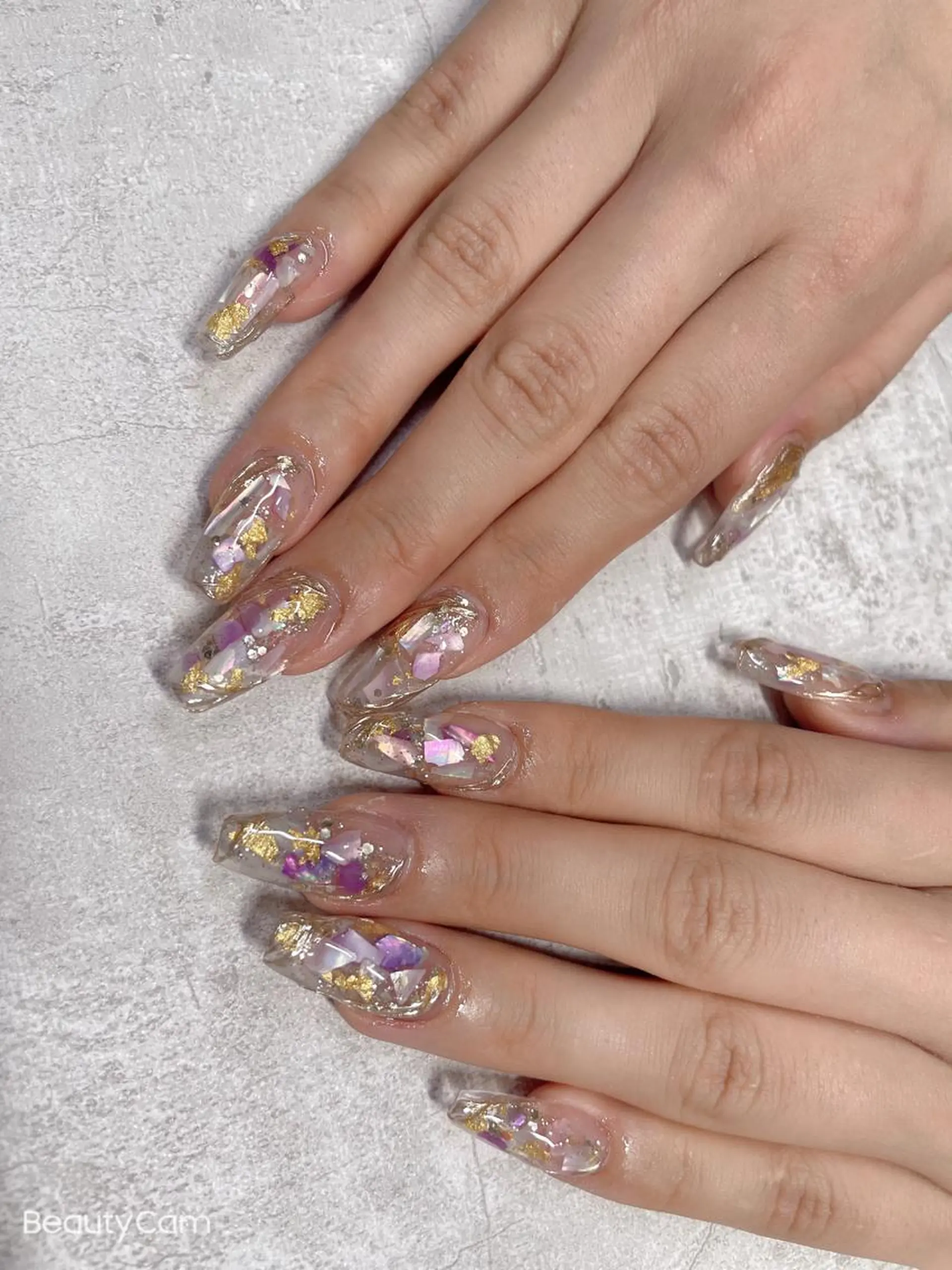 ミディアム ネイル ハンドネイル 《LB》ラブリエ Nail&eyeのマツエク・マツパデザイン