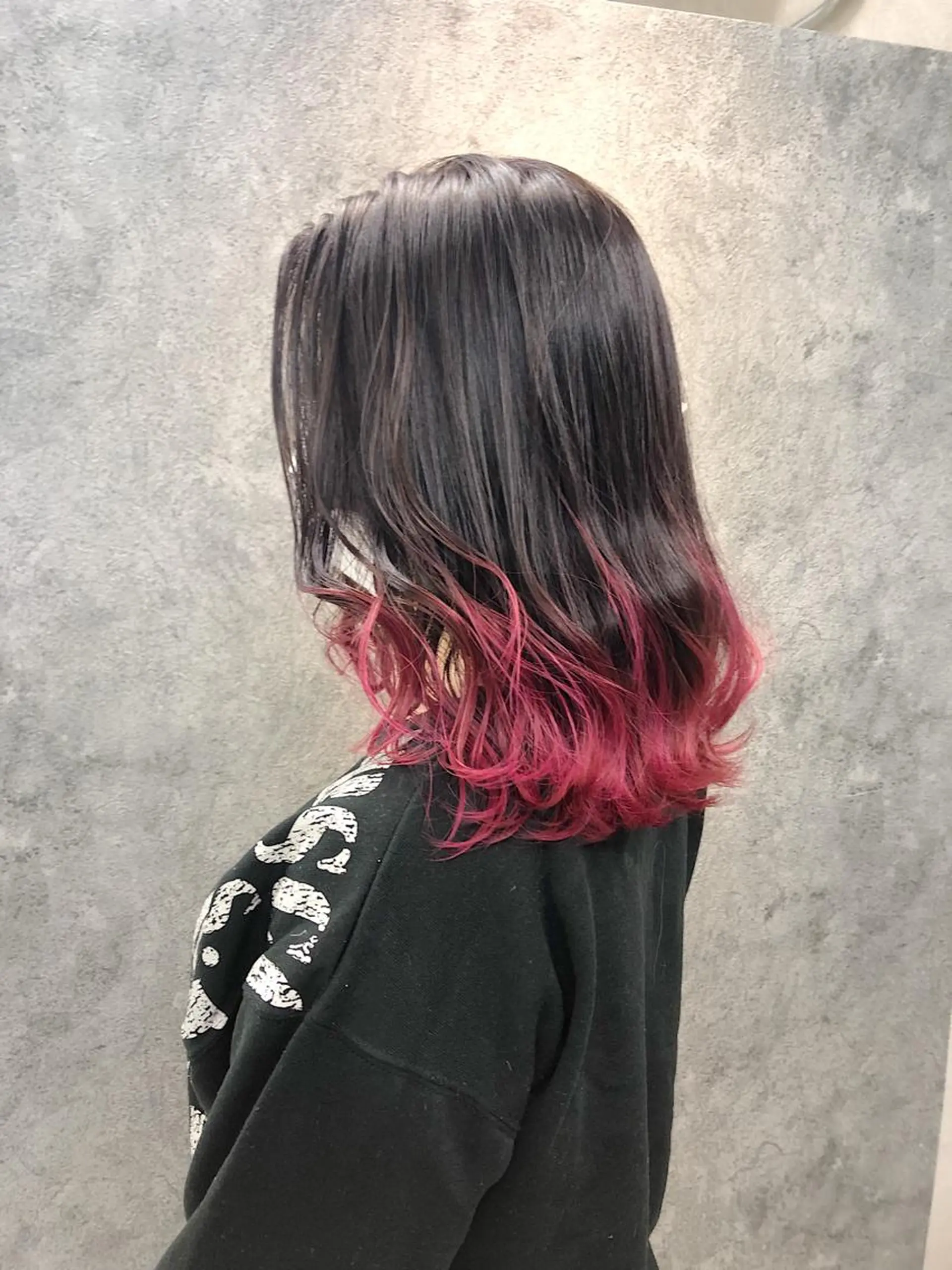 ミディアム 所渉/韓国レイヤー /ウルフカットのヘアスタイル