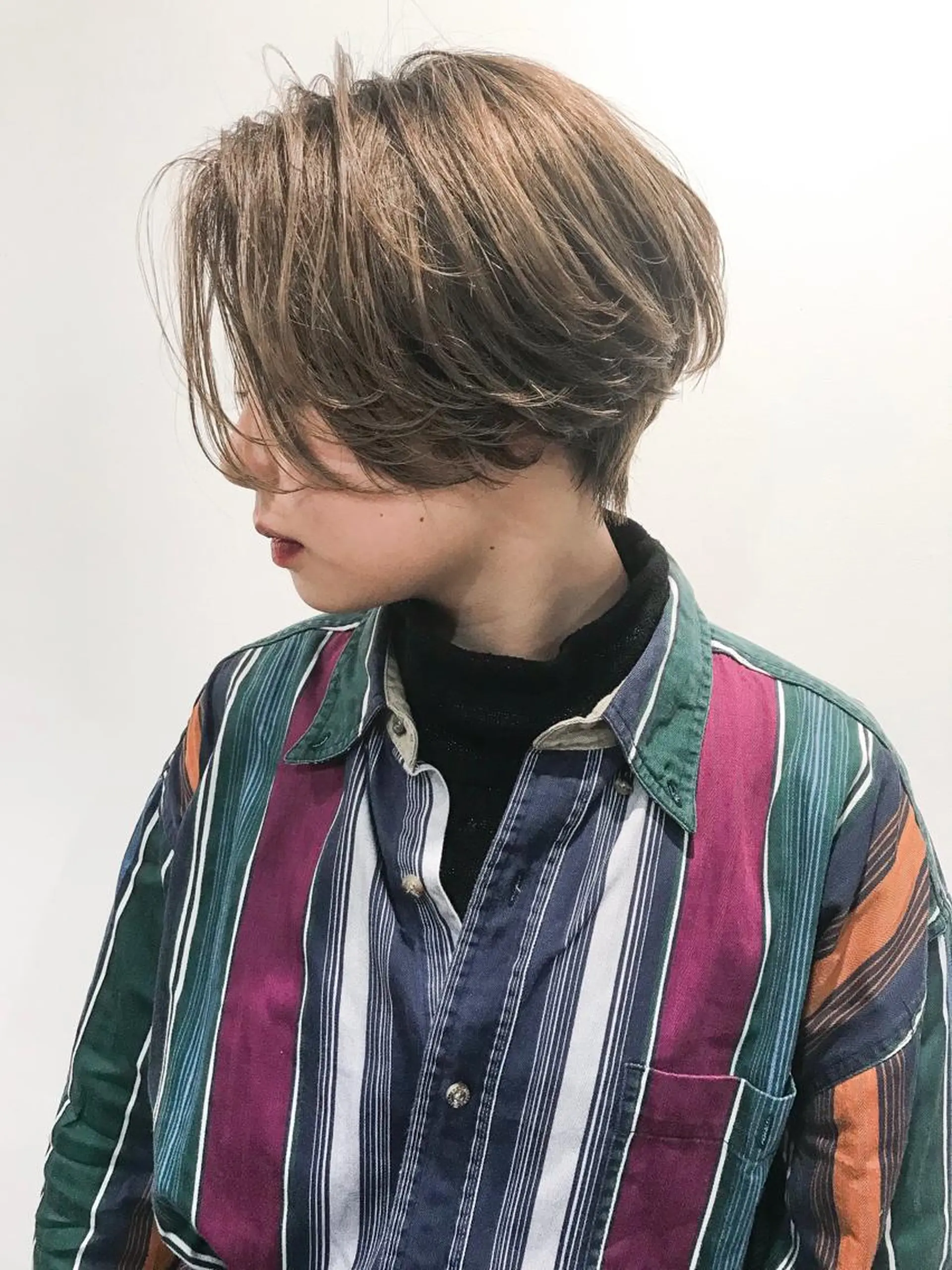 ショート カラー ショート/レイヤー なら石井知希のヘアスタイル