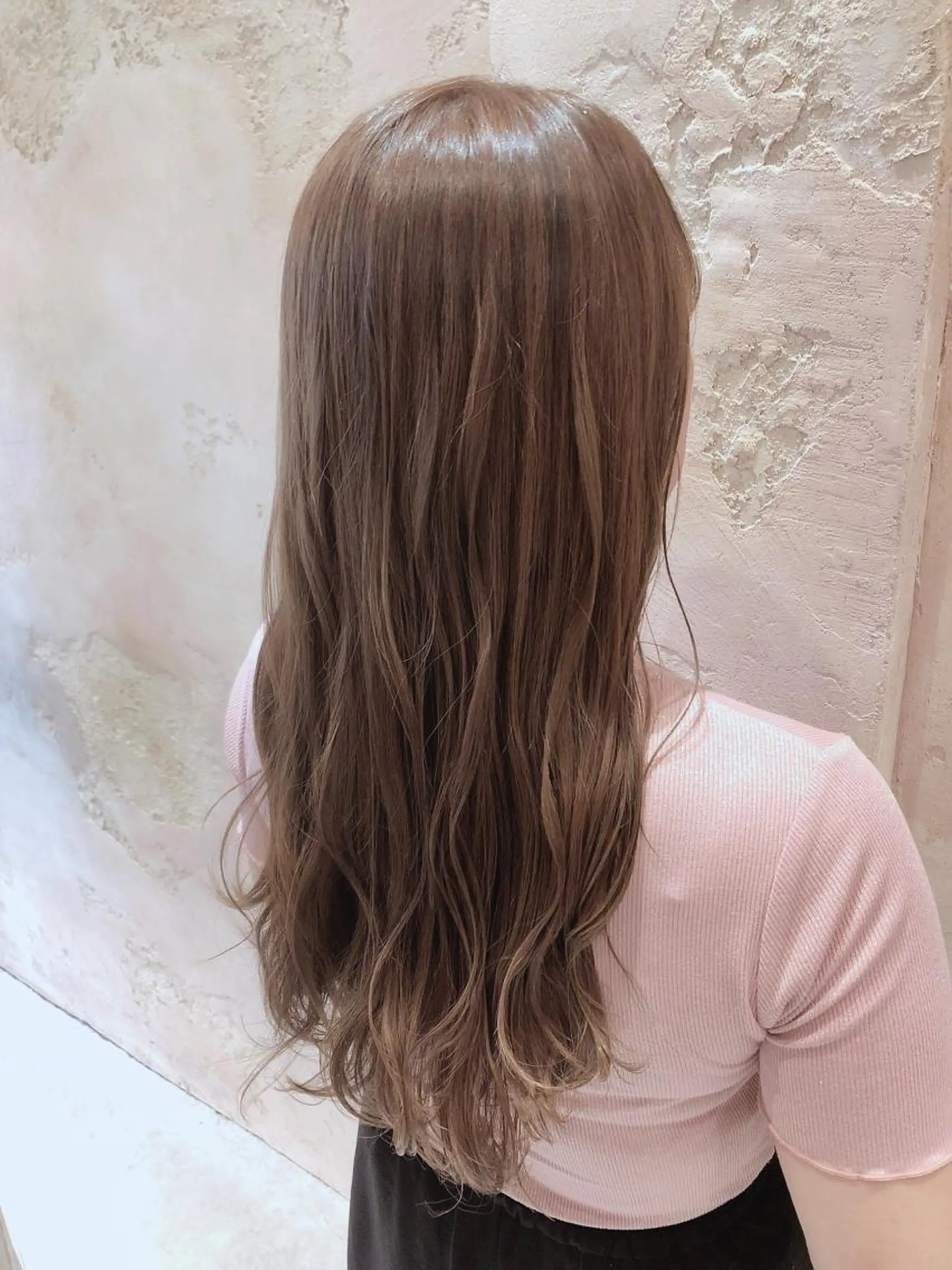 セミロング ミルクティーブラウン カット ヘアカラー トリートメント 代表山口ひな 髪質改善のプロのヘアスタイル