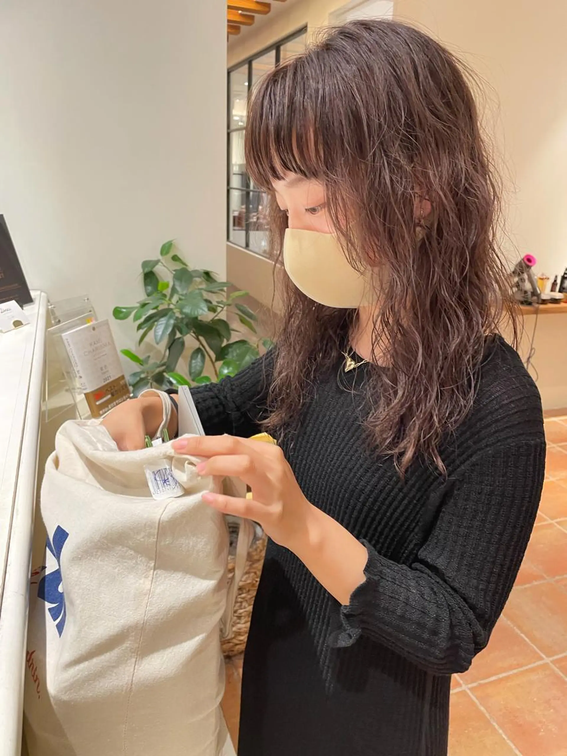 セミロング カラー パーマ セミロングパーマ カット パーマ トリートメント ボブ/レイヤー/ケア パーマ/リュウタのヘアスタイル