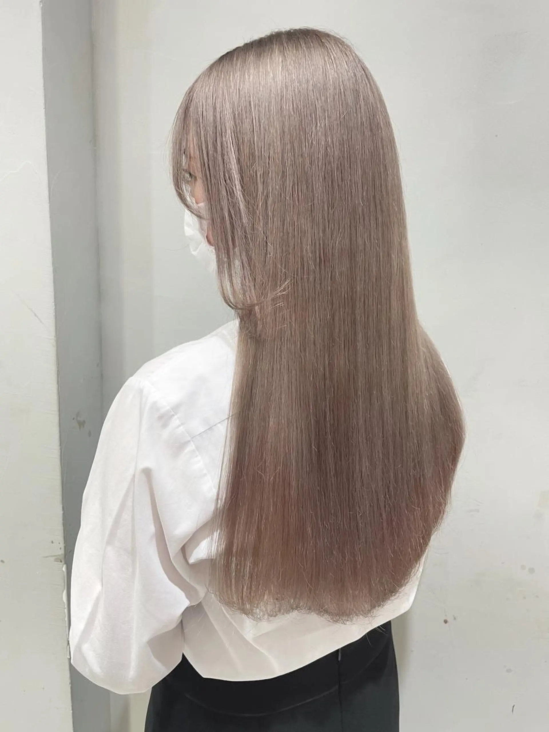 ロング カラー 暗髪🐈‍⬛艶髪☔︎ 愛弥のヘアスタイル