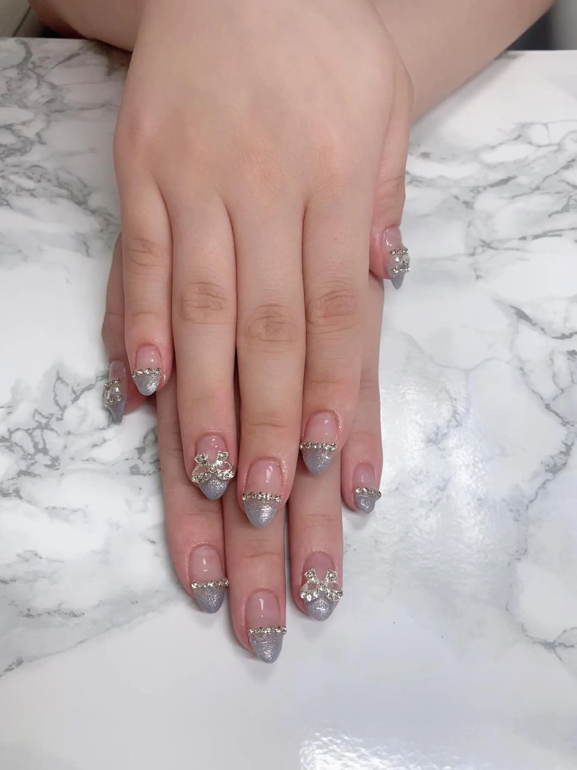 ネイル はな💎ネイル ワンホン、長さ出しのネイルデザイン