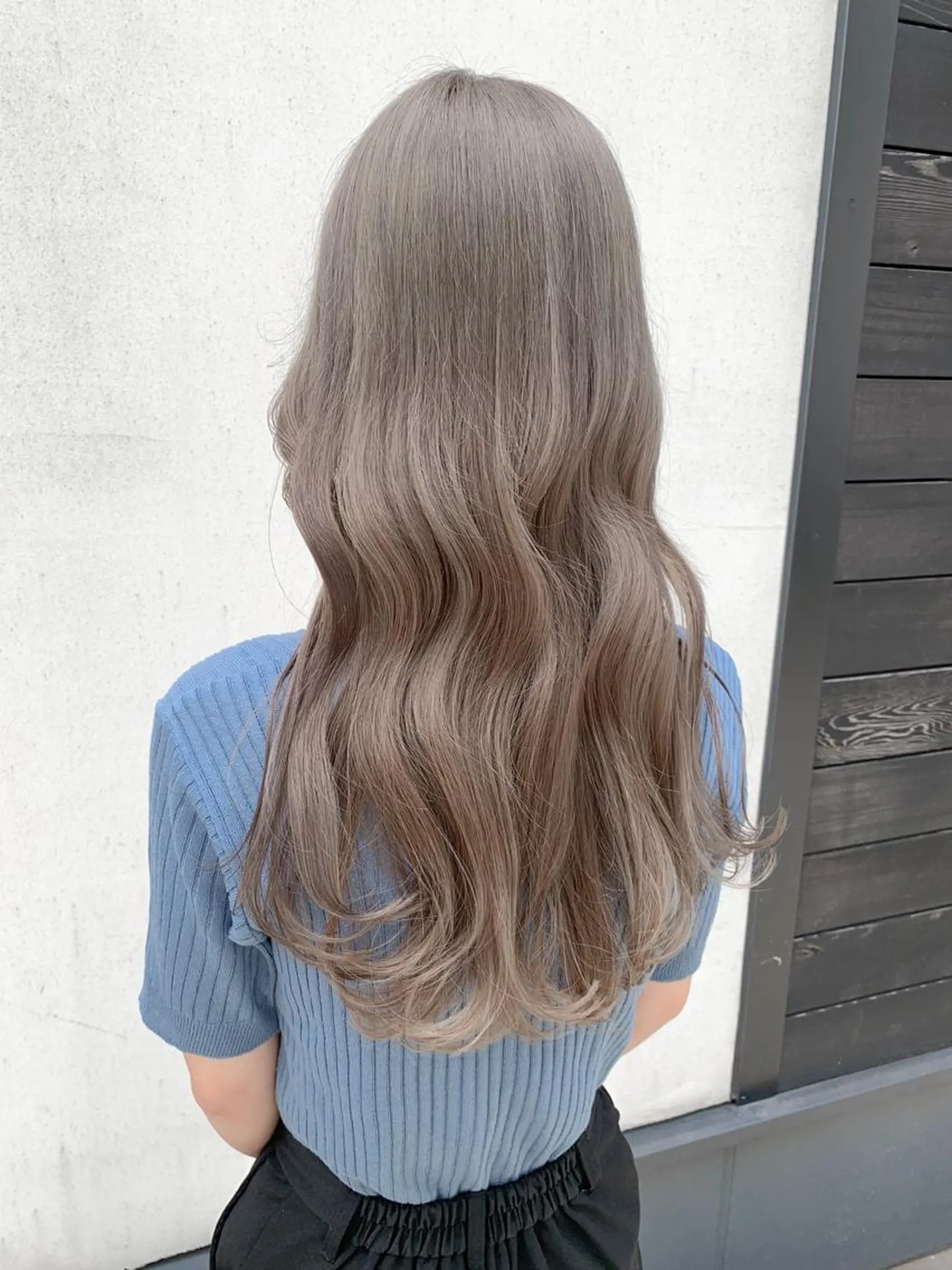 ロング カラー ヘアアレンジ ブリーチ カット ヘアカラー トリートメント yuka .のヘアスタイル