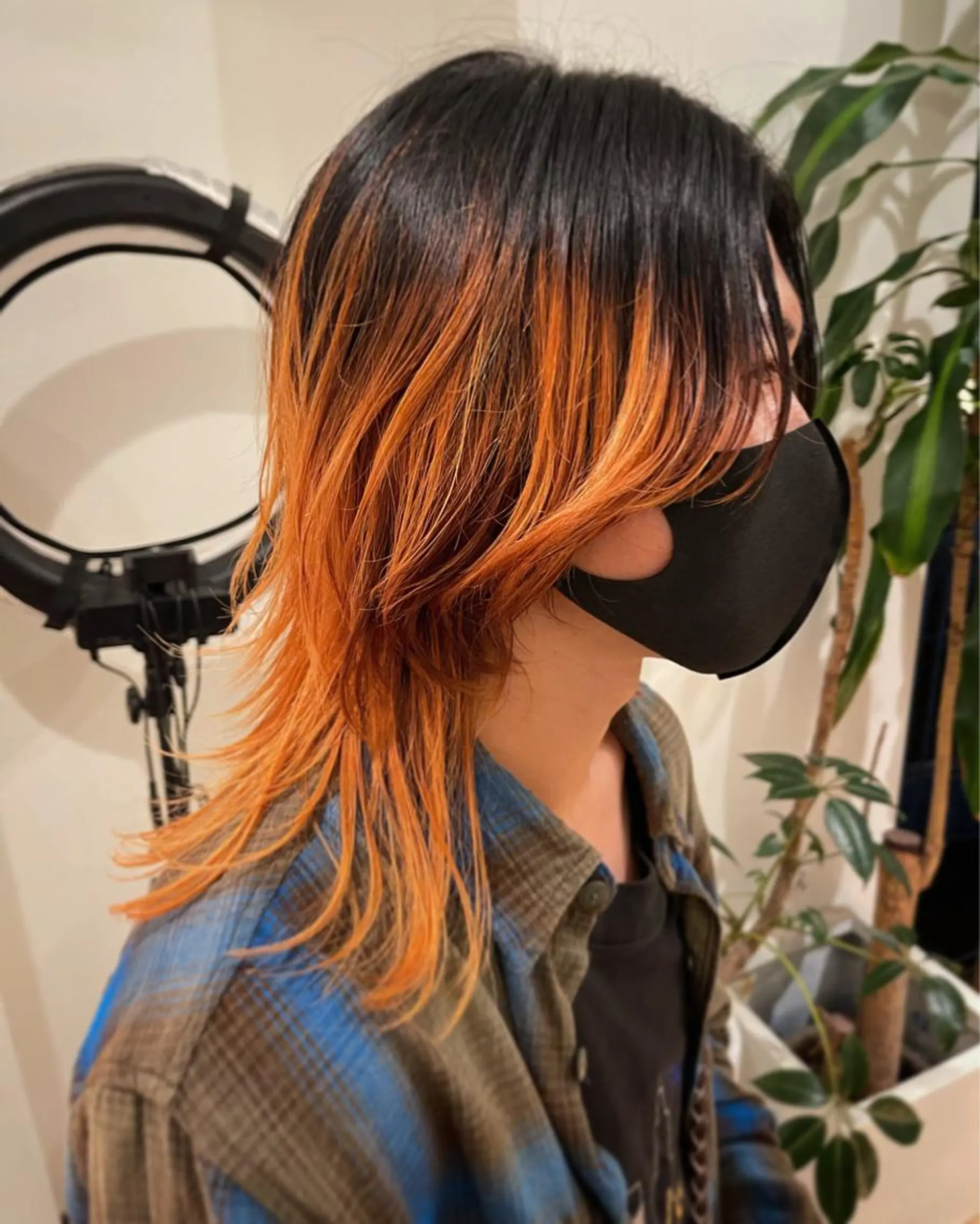 カラー オレンジ 蜂須賀🐝縮毛矯正 ストレートパーマのヘアスタイル