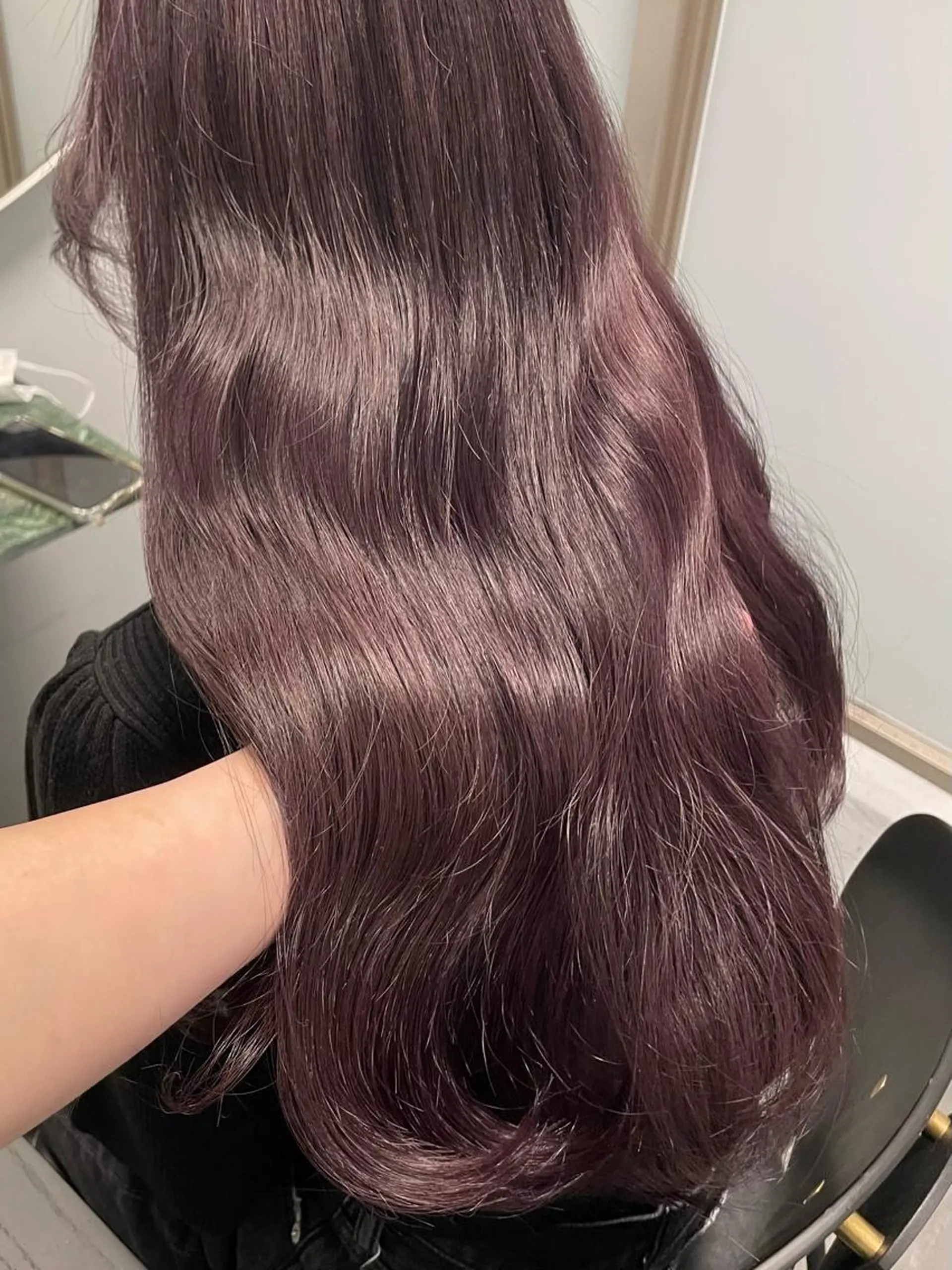 カラー 若月 あやかのヘアスタイル