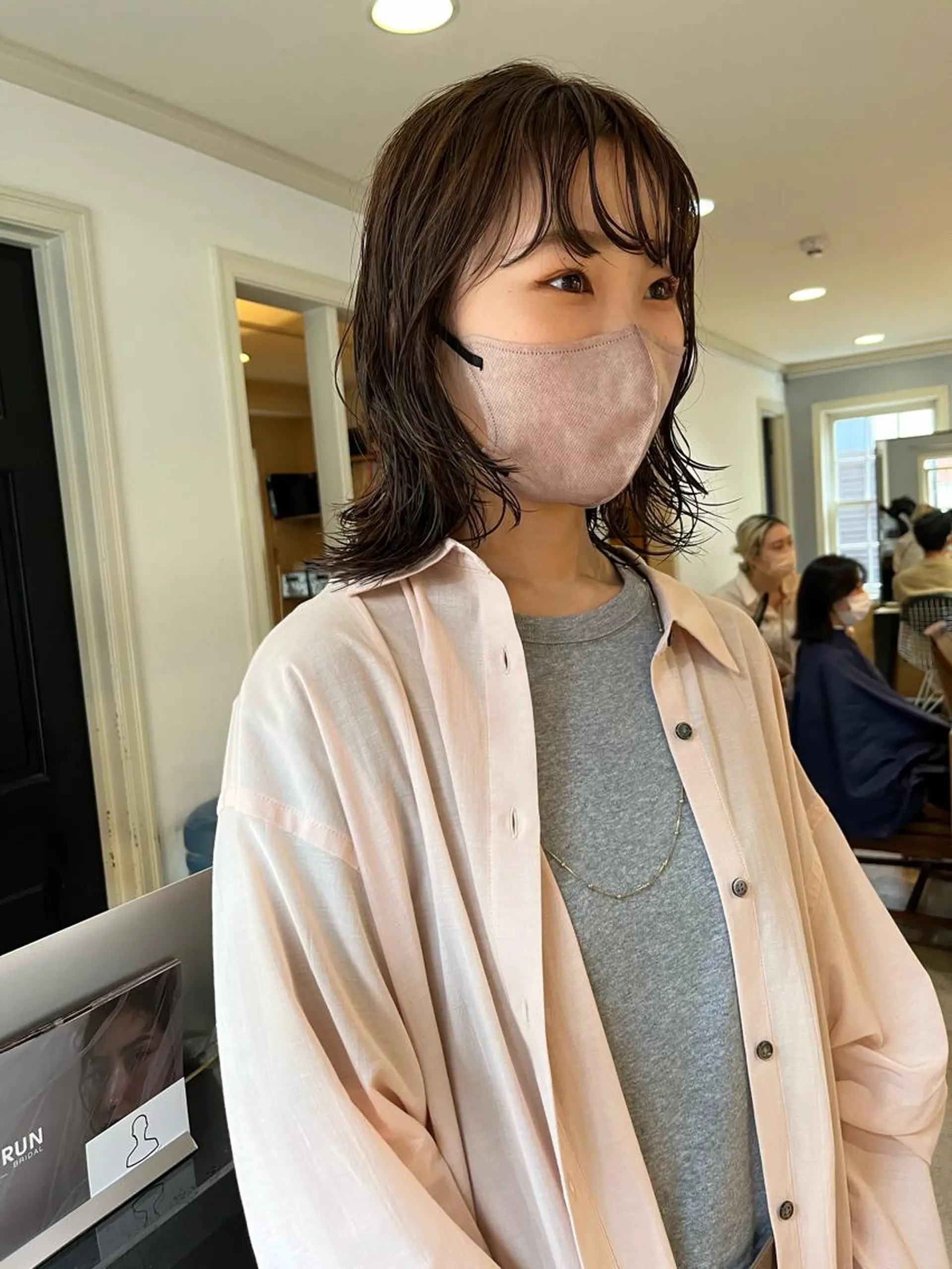 ミディアム カラー パーマ カット ヘアカラー パーマ NOUN所属・eri kinjoのヘアスタイル