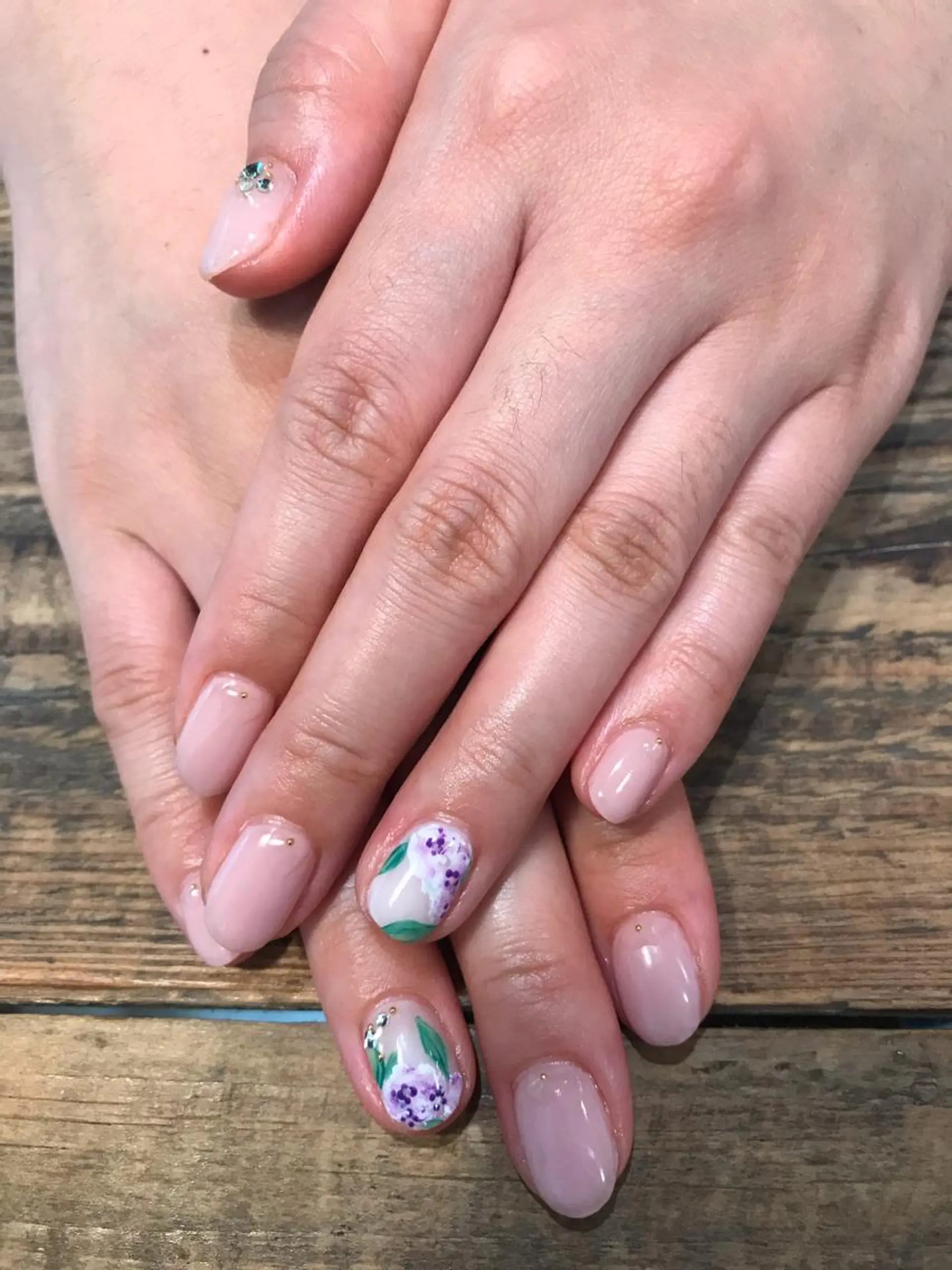 ネイル 佐藤  悠子のネイルデザイン