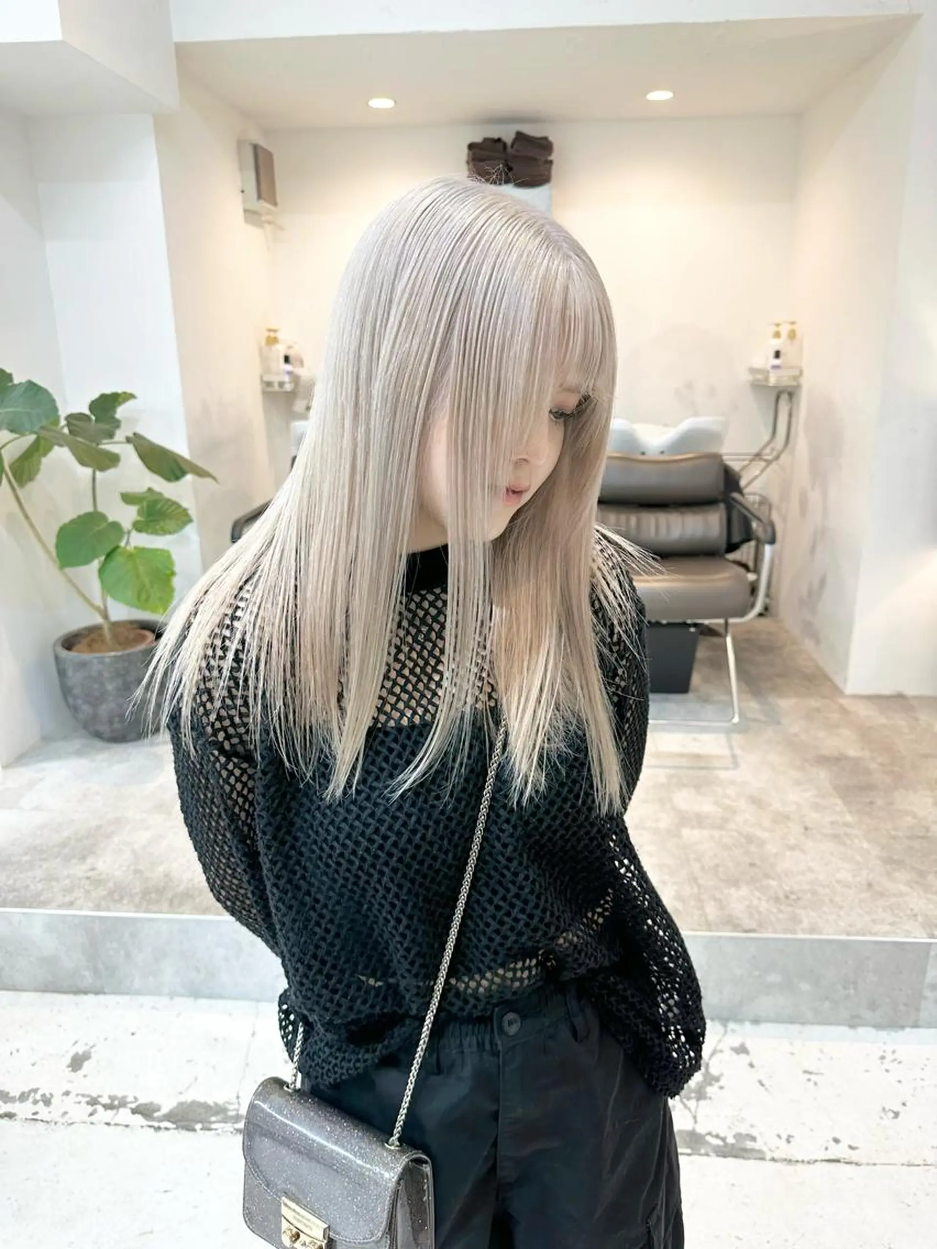 セミロング カラー ヘアカラー トリートメント kai .のヘアスタイル