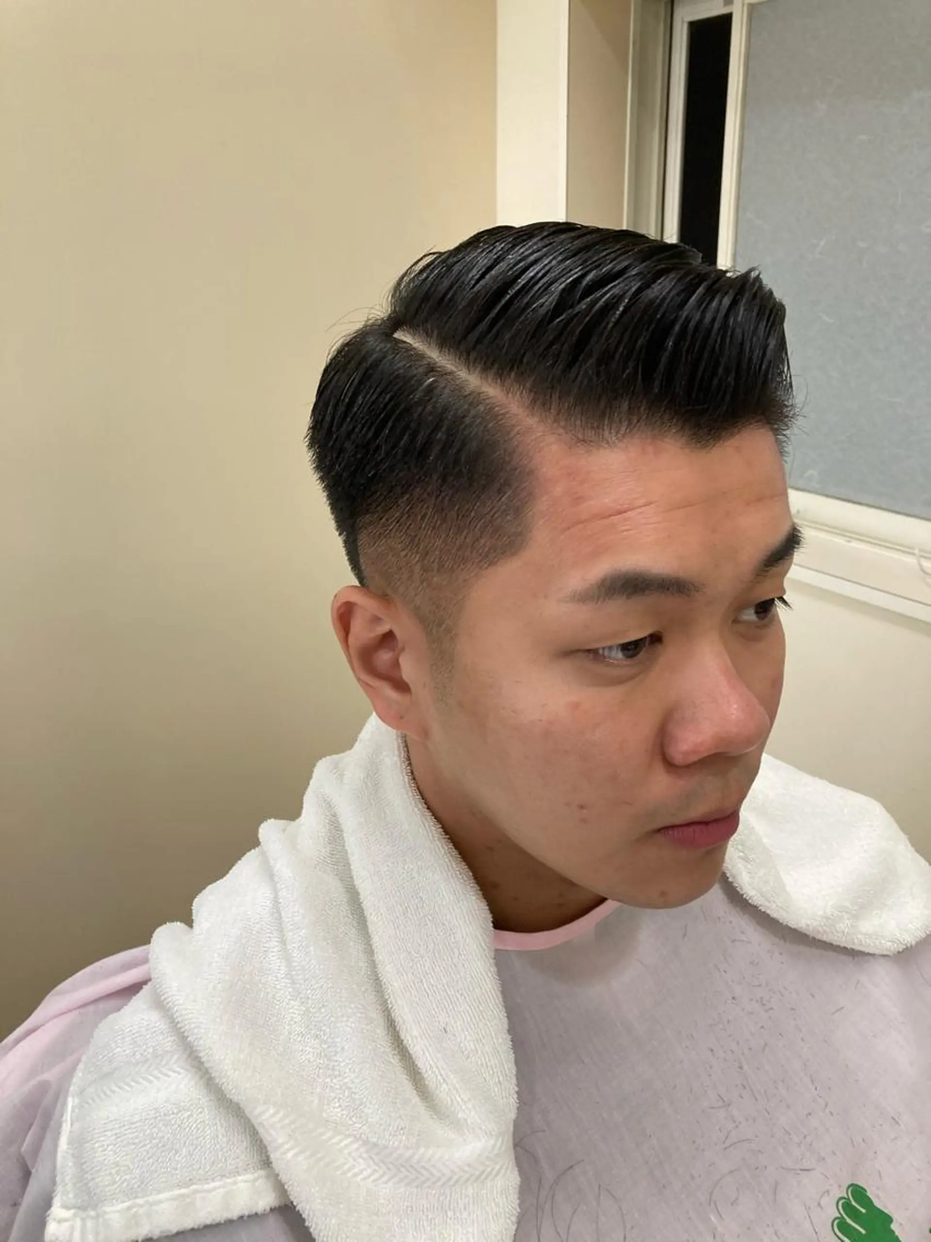 ショート The Gollum cut＆shave所属・垢抜け・メンズパーマ 津山祐紀のヘアスタイル