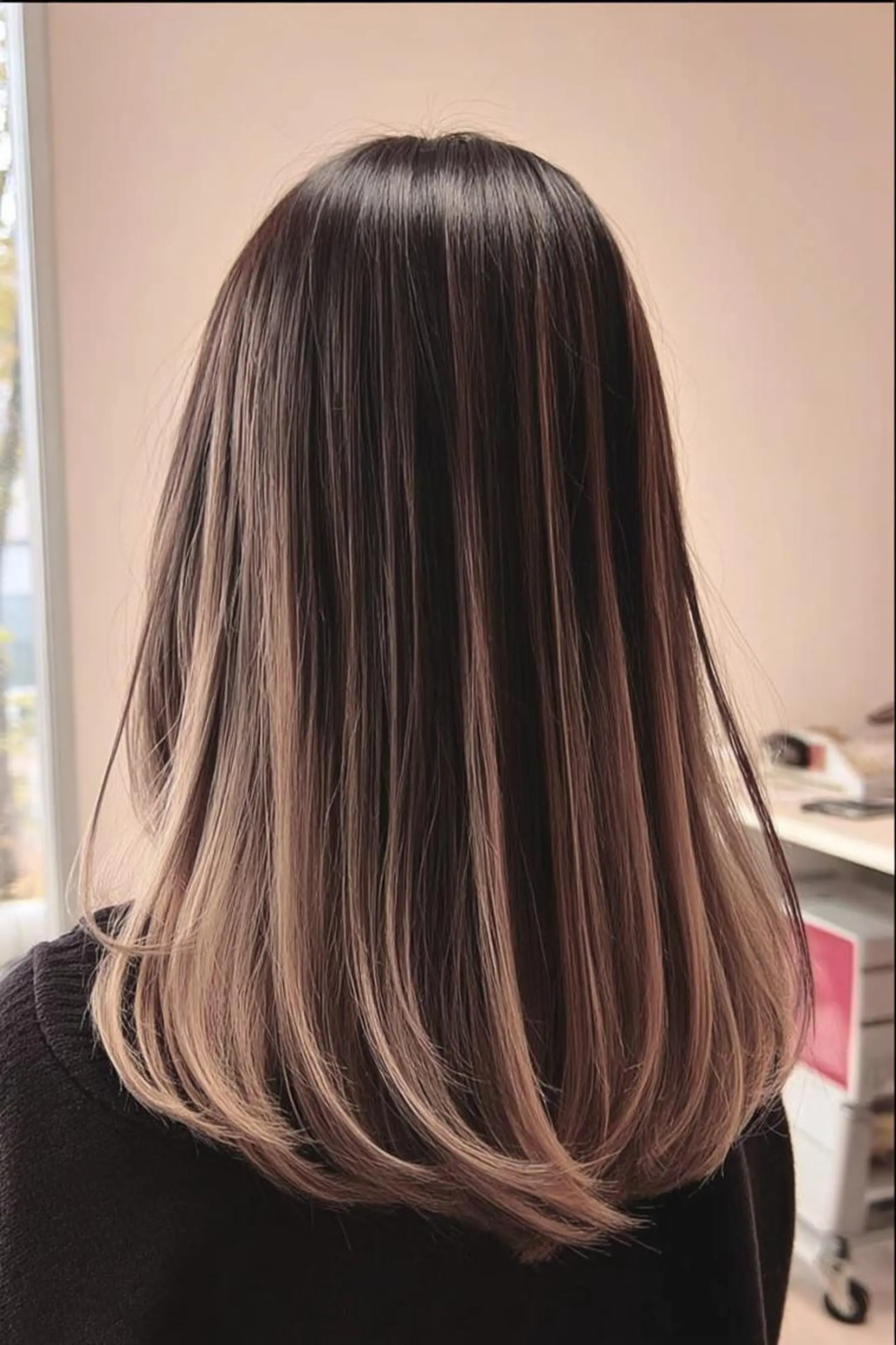 セミロング カラー ヘアカラー ❄︎YUNA❄︎ 《お手軽イメチェン》のヘアスタイル