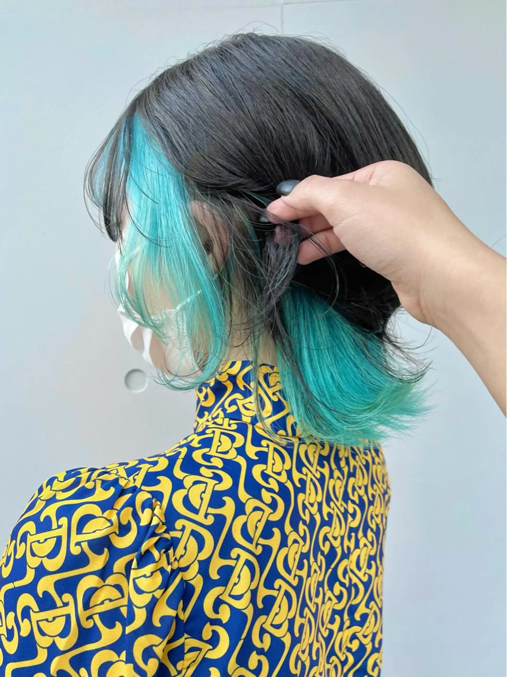 ミディアム カラー アディクシーカラー ブリーチ ブルーカラー ケアブリーチ ダブルカラー カット ヘアカラー トリートメント もにか🌞原宿/渋谷 🌝ブリーチカラーのヘアスタイル