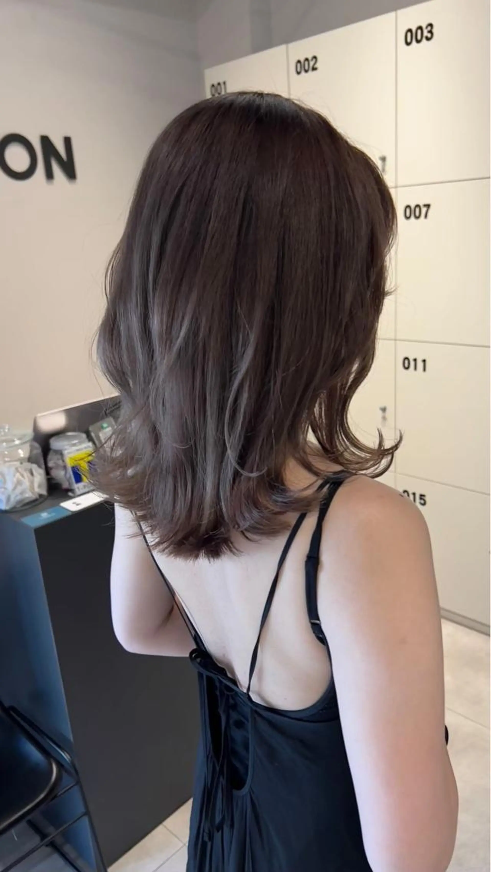 ミディアム カラー ブリーチ ブラウンカラー 透明感カラー ブリーチなしカラー トリートメント ヘアカラー トリートメント Ameri 新宿所属・新宿/透明感カラー/ 髪質改善/桜良のヘアスタイル