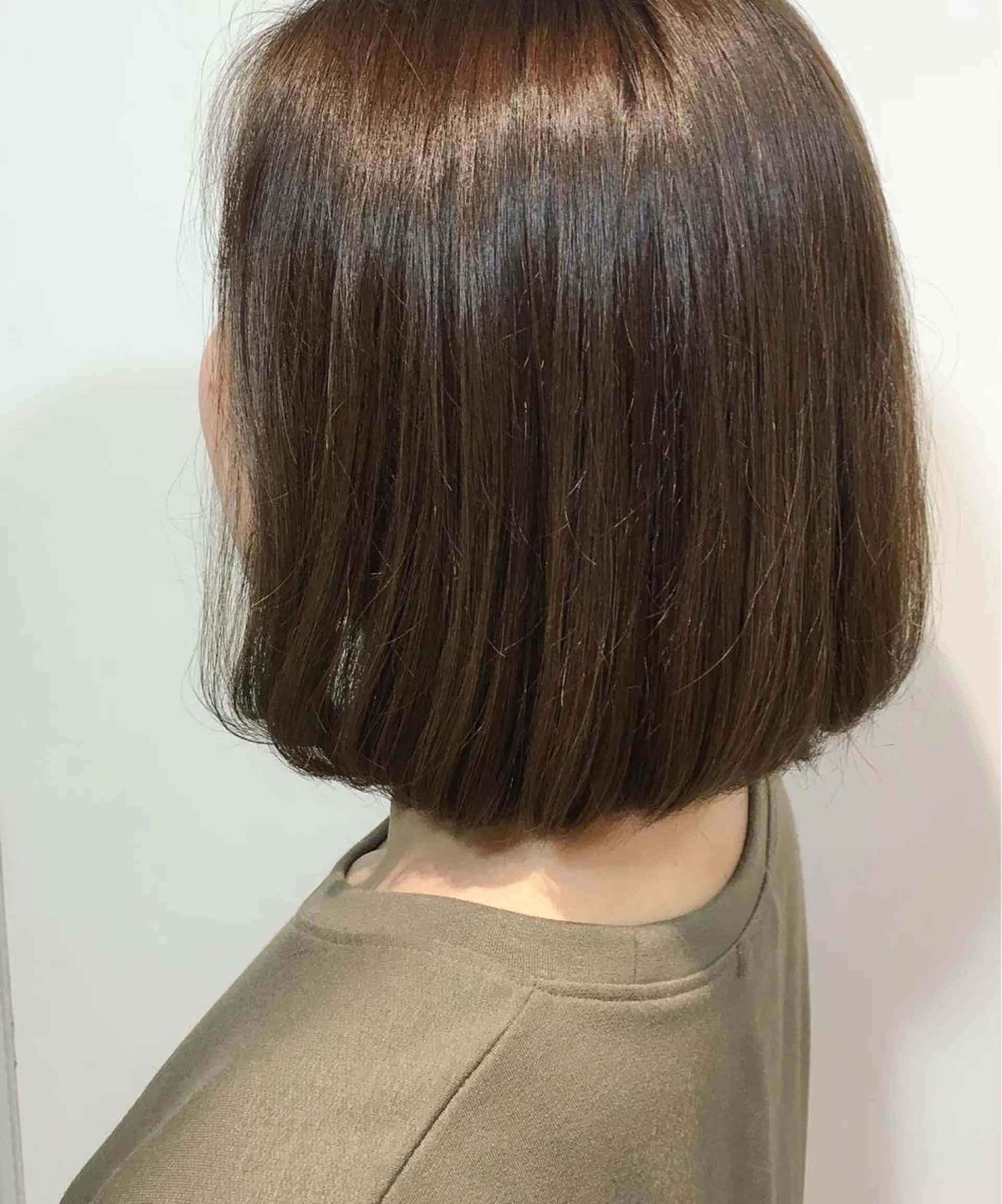 ショート カラー ベージュカラー ボブ 中山 天地のヘアスタイル