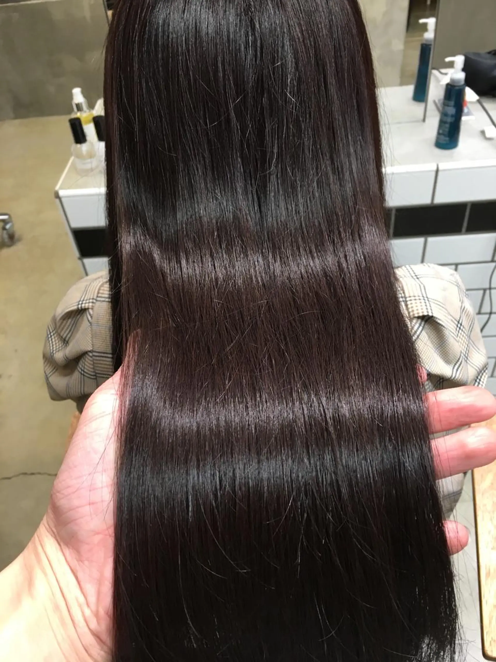 ロング カラー メンズ眉毛ITSUK Iメンズ専門　新宿の眉毛・アイブロウイメージ