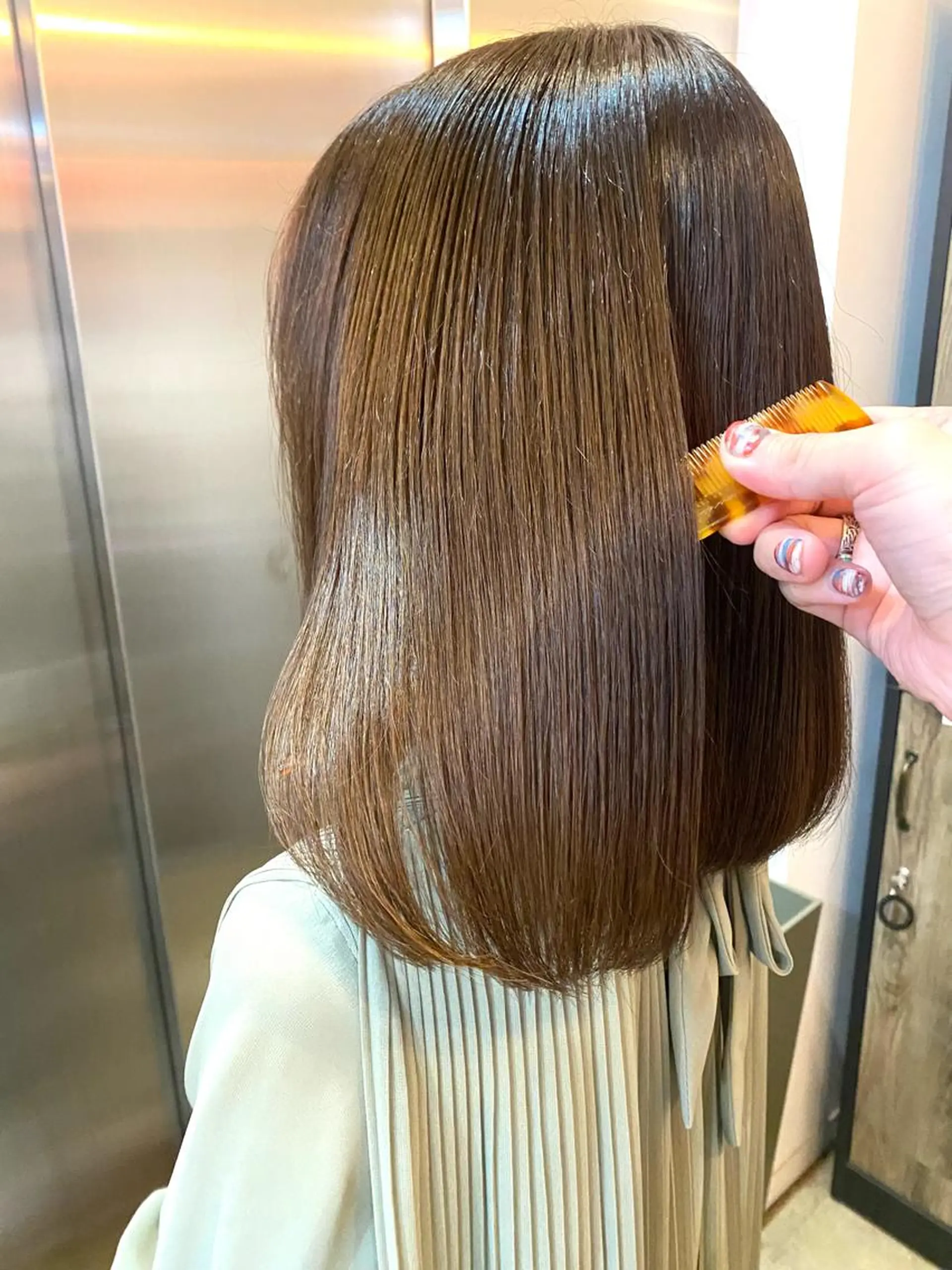 ミディアム ❣️髪質改善特化❣️ カモアオイのヘアスタイル