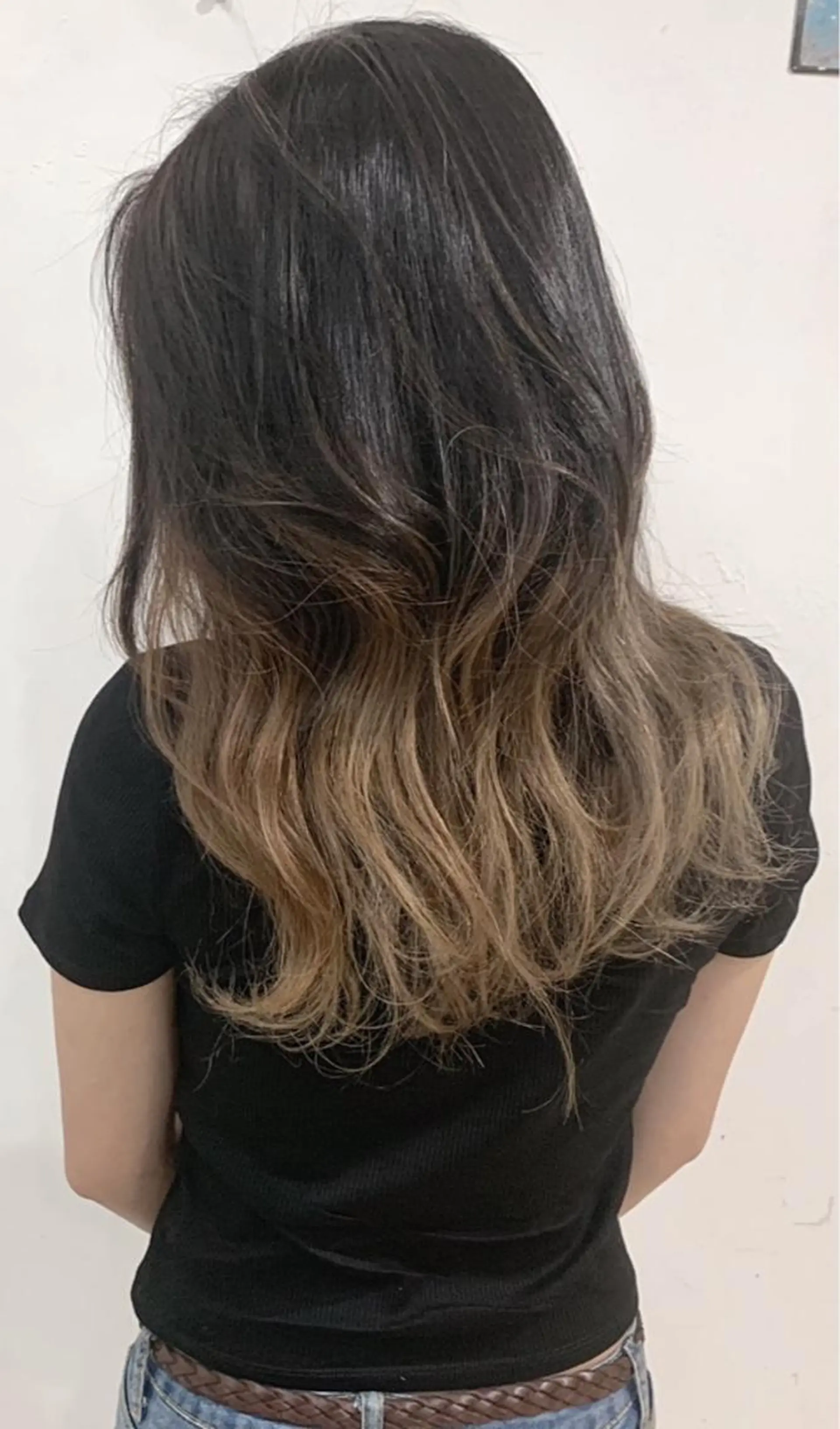 セミロング カラー アッシュ バレイヤージュ ブリーチ デザインカラー グレージュ カット ヘアカラー トリートメント 京都大人女性ショート 徒歩1分/秋山のヘアスタイル