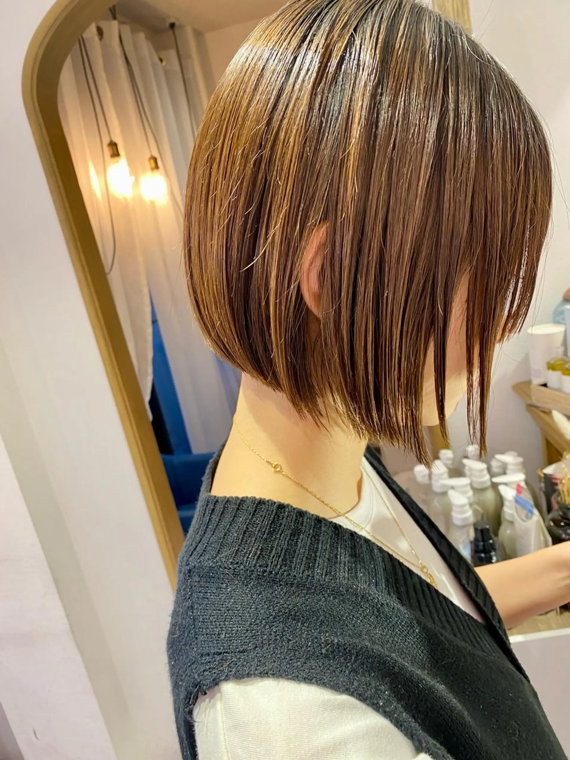 ショート カラー カット ヘアカラー トリートメント 顔周り/ブリーチなし /縮毛矯正🫧伊勢のヘアスタイル